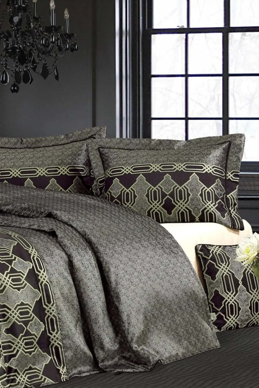 Jakar Desenli Leke Tutmaz Vienza Yatak Örtüsü