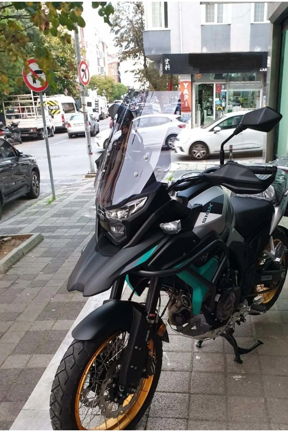Java RVM 500 Ön Cam 2021-2026 Model 53cm Füme Renkli 4mm