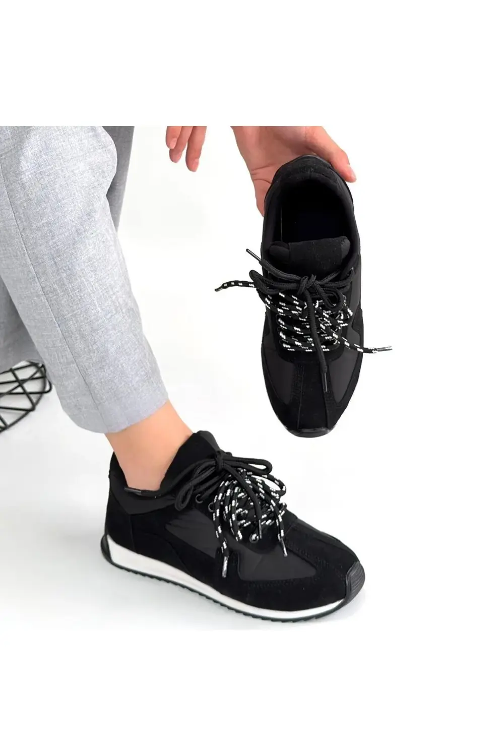 Jeat Siyah Nubuk Bağcıklı Spor Ayakkabı