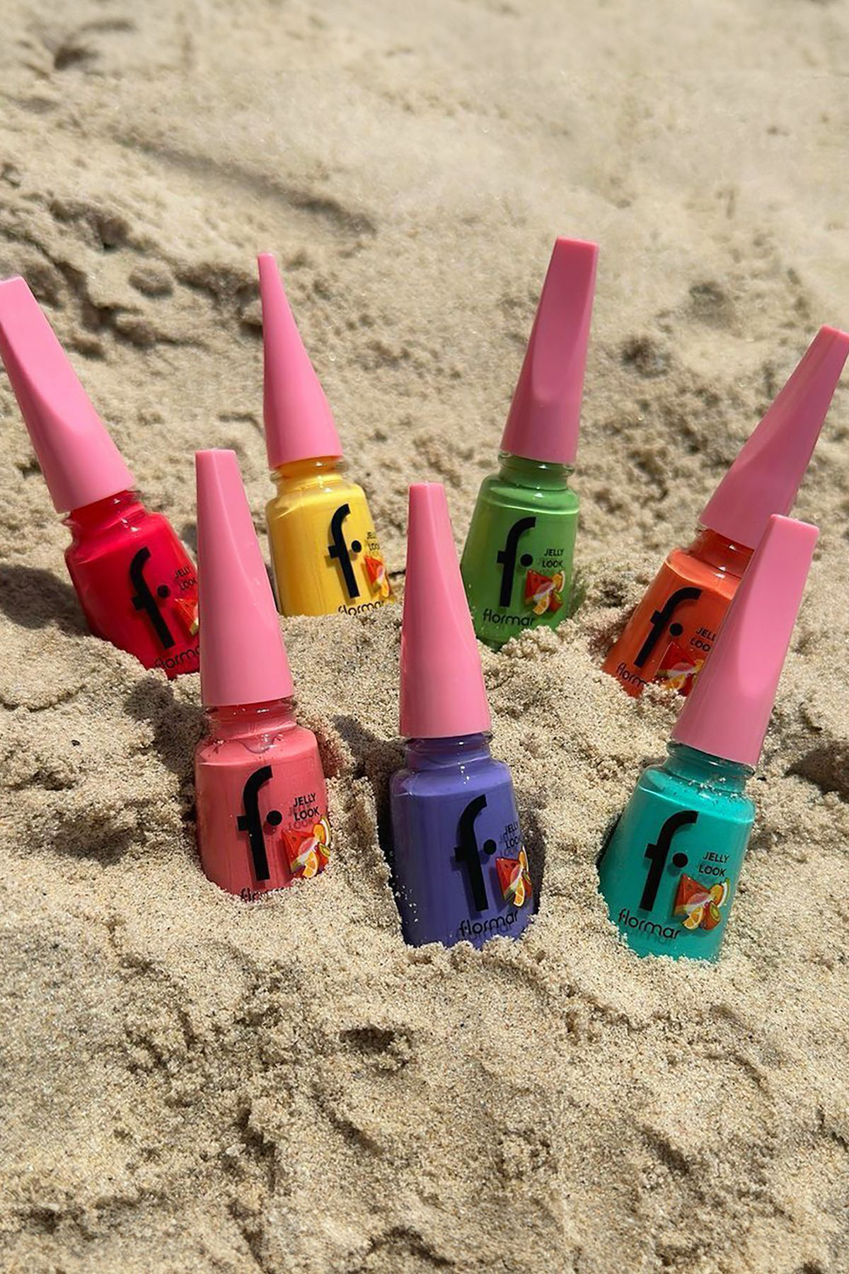 Flormar Jelly Look Yüksek Pigmentli & Parlak Bitişli Jel Görünümlü Oje