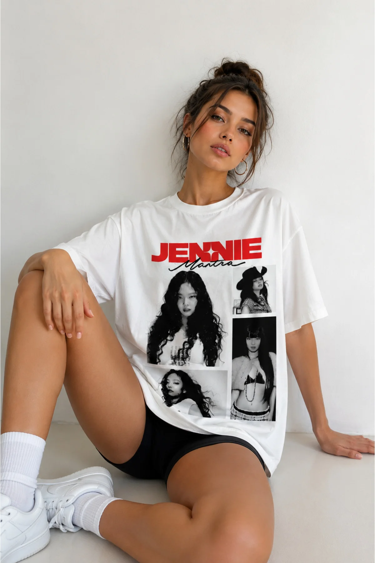 JENNIE Mantra Oversize Tişört