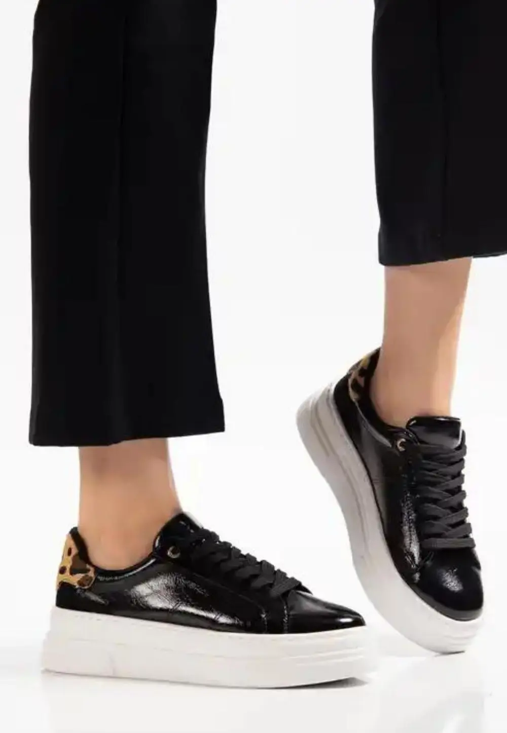 Jetan Siyah Rugan Bağcıklı Spor Ayakkabı