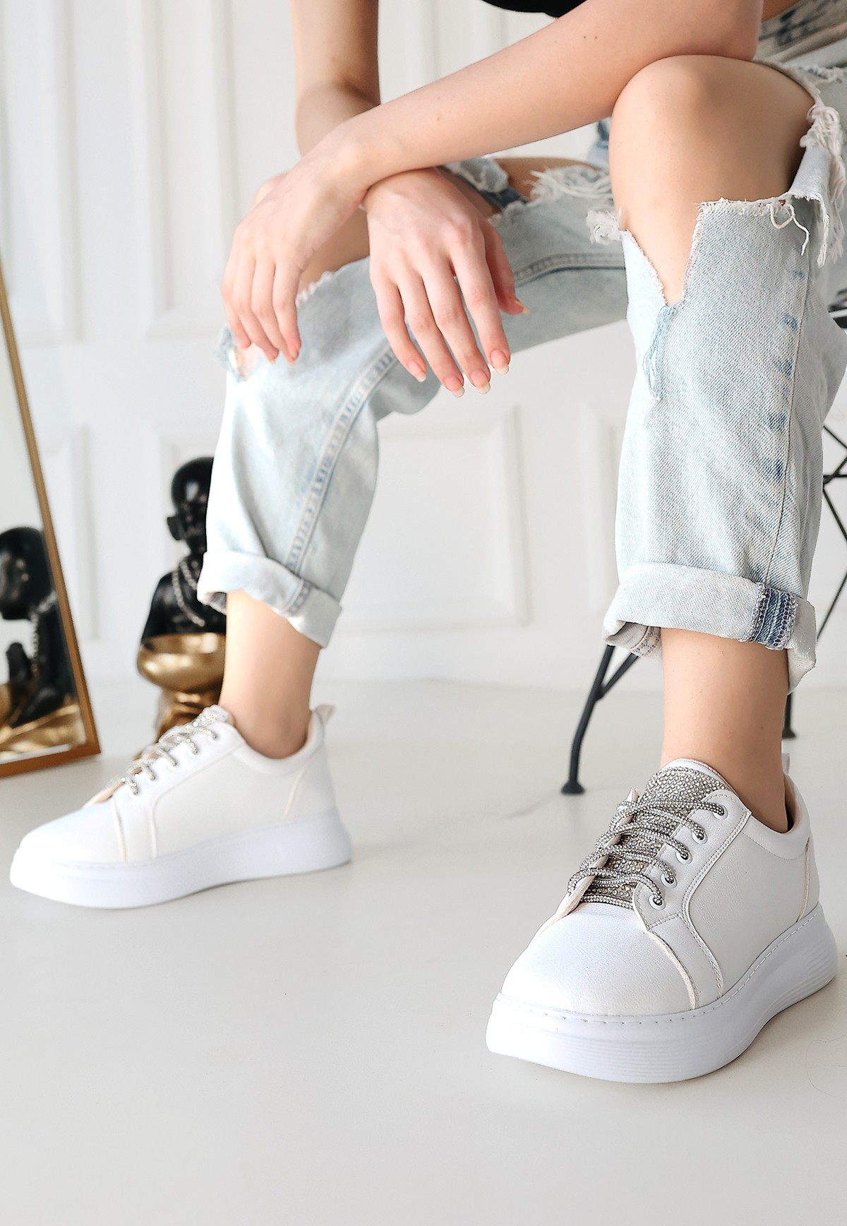 Jiana Beyaz Cilt Bağcıklı Spor Ayakkabı Jiana Beyaz Cilt Bağcıklı Spor Ayakkabı