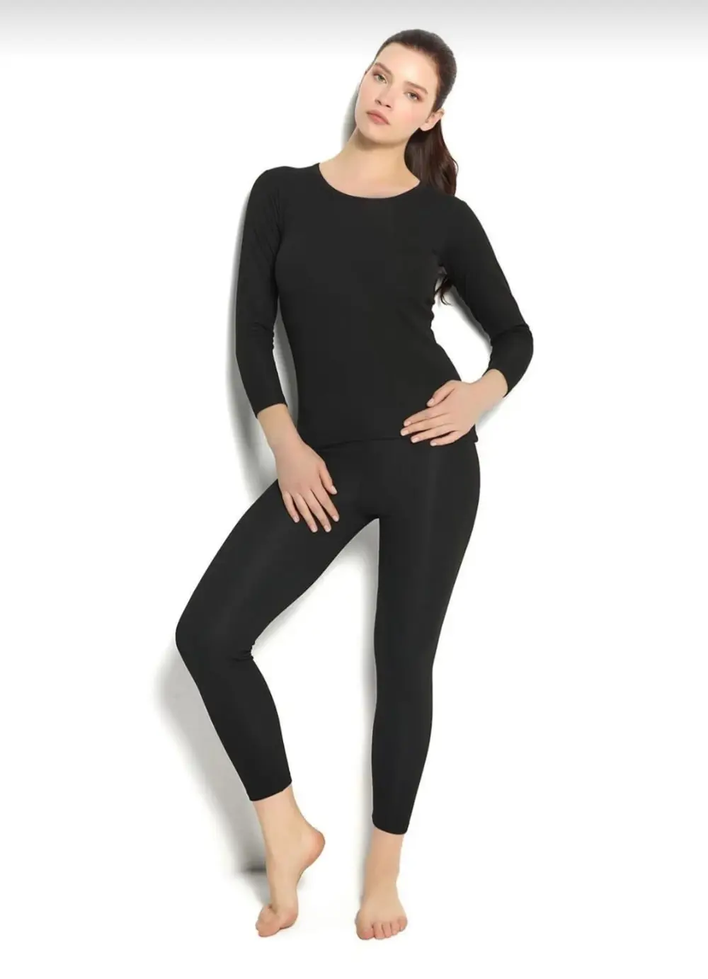 JİBER 592-596 KADIN ISITICILI TERMAL TAKIM 2 ADET JİBER 592-596 KADIN ISITICILI TERMAL TAKIM 2 ADET