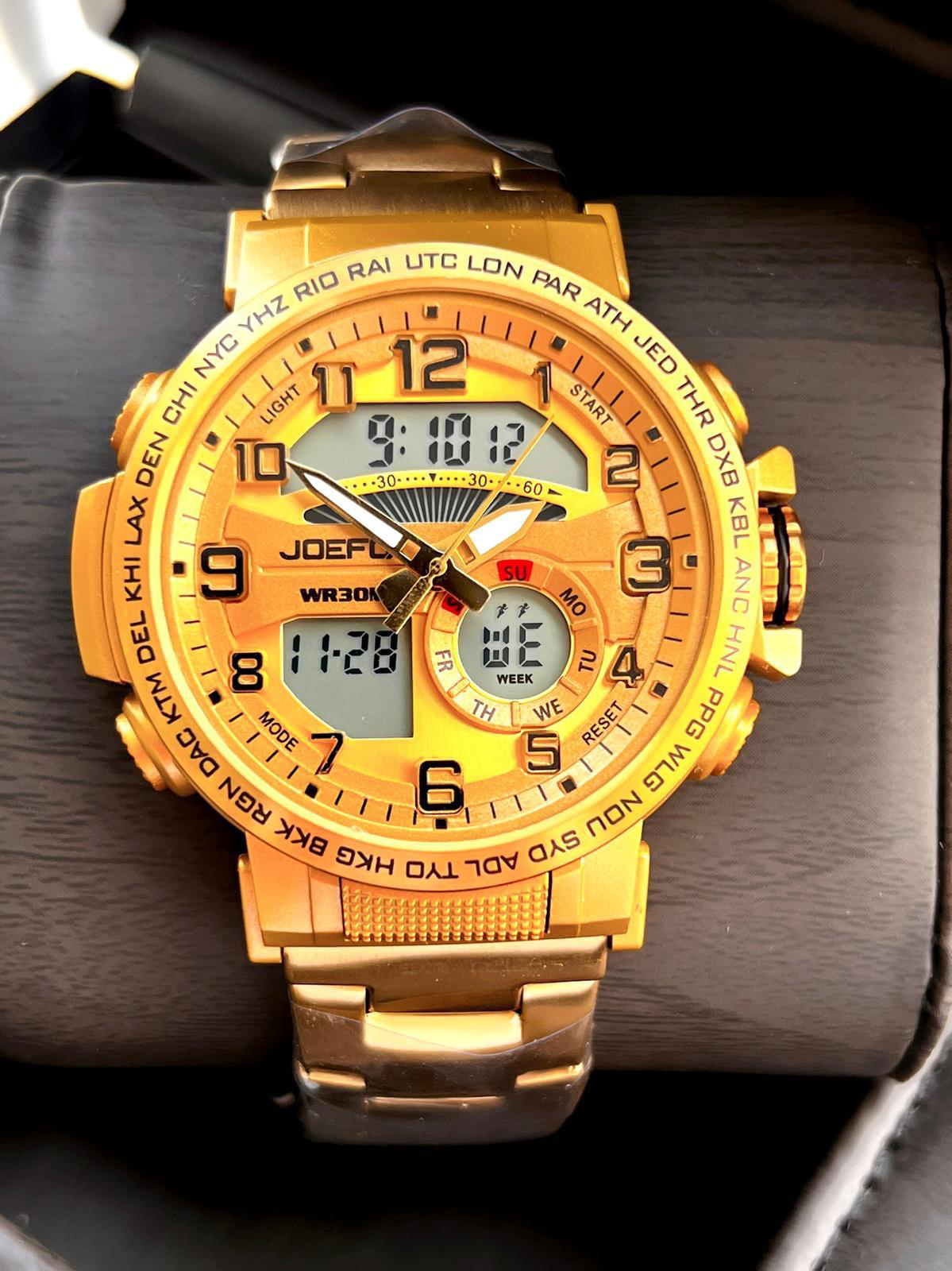 Joefox Çelik Kordon Dijital Ve Analog 2 Yıl Garantili 3 Atm Suya Joefox Çelik Kordon Dijital Ve Analog 2 Yıl Garantili 3 Atm Suya