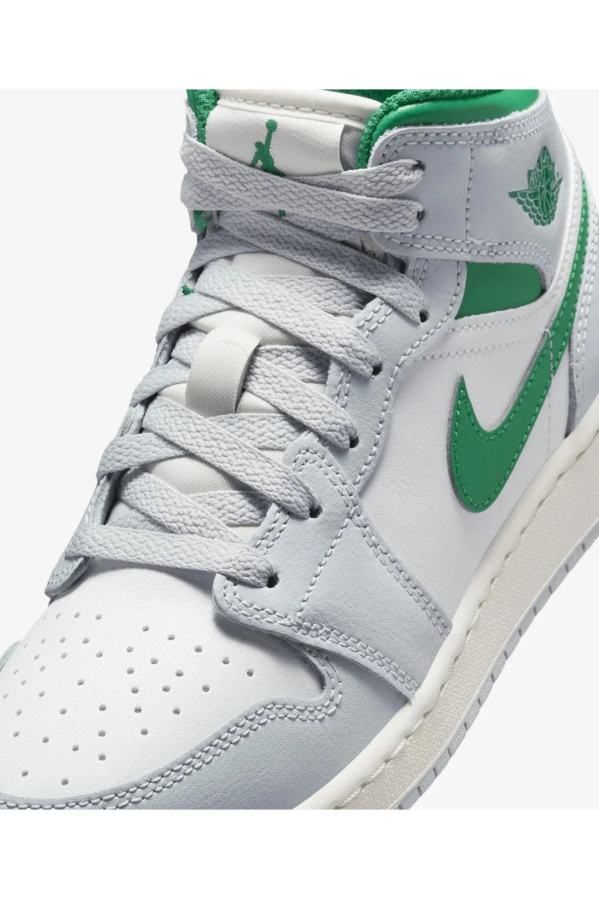 Jordan Air 1 Mid DQ8423-142