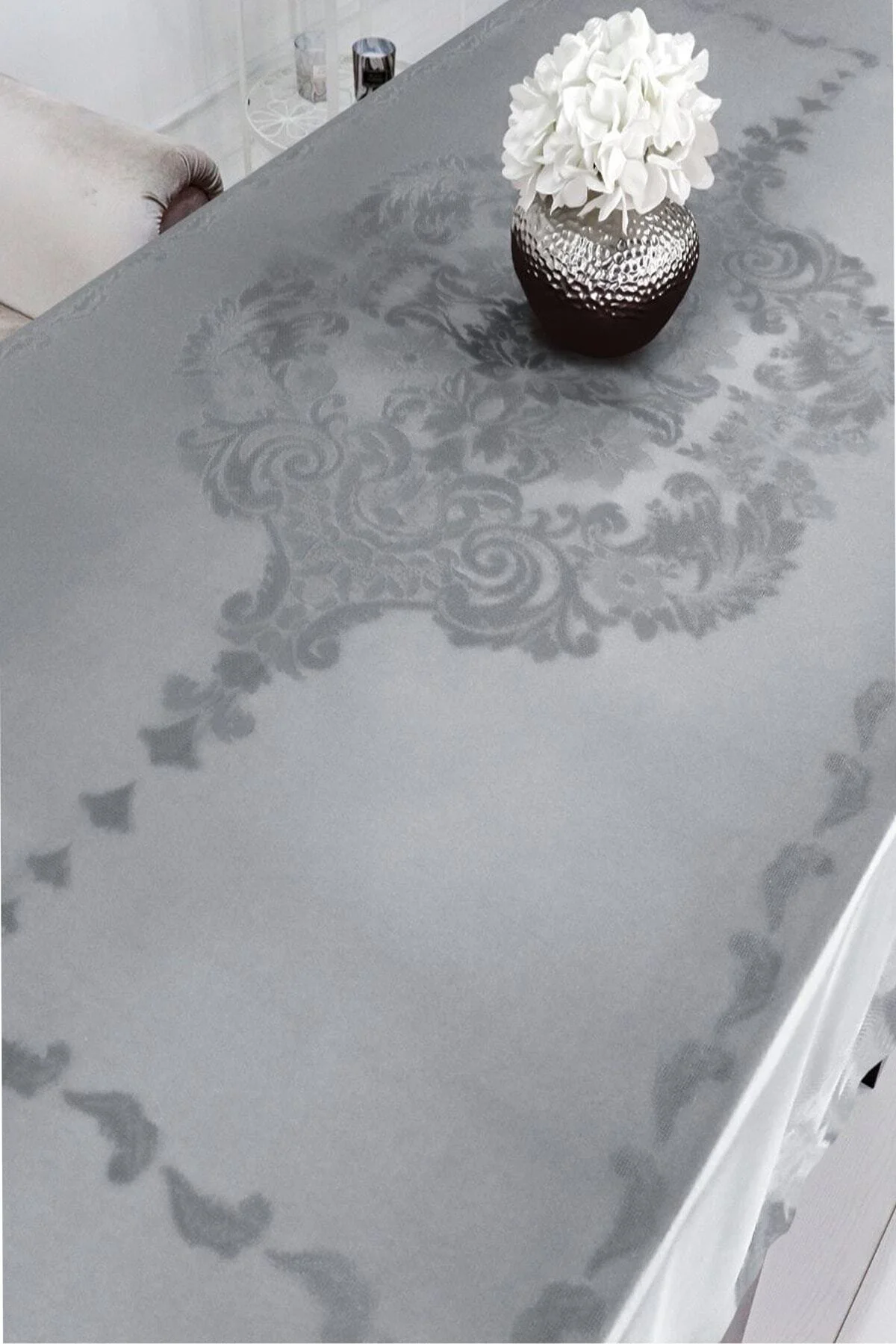 Jumbo Su Geçirmez Masa Örtüsü Jumbo Su Geçirmez Masa Örtüsü