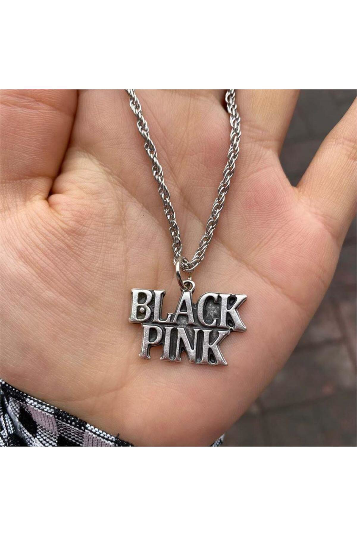 K-Pop Black Pink Yazı Kolye