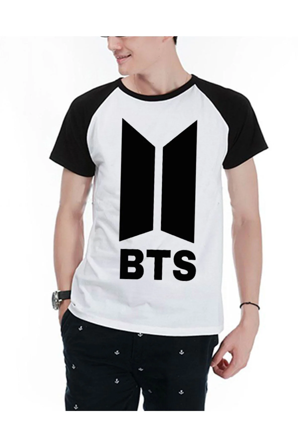 K-pop Bts 2017 New Logo (raglan) Unisex T-shirt