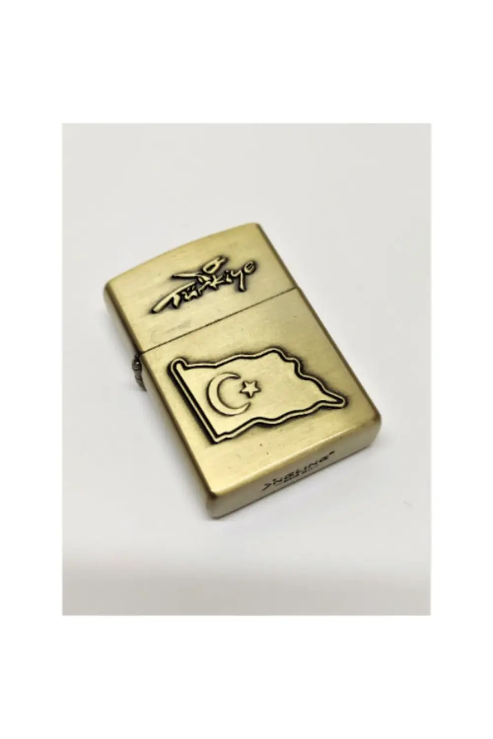 Kabartma Dalgalı Türk Bayrak Desenli - Benzin'li Zippo tarzı Çakm