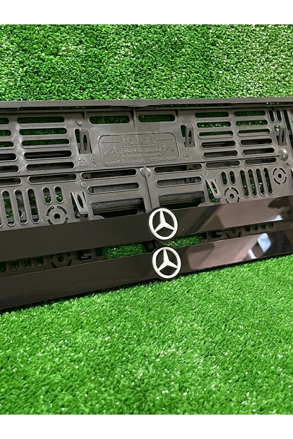 Kabartma Mercedes Beyaz Logolu Araba Plakalık