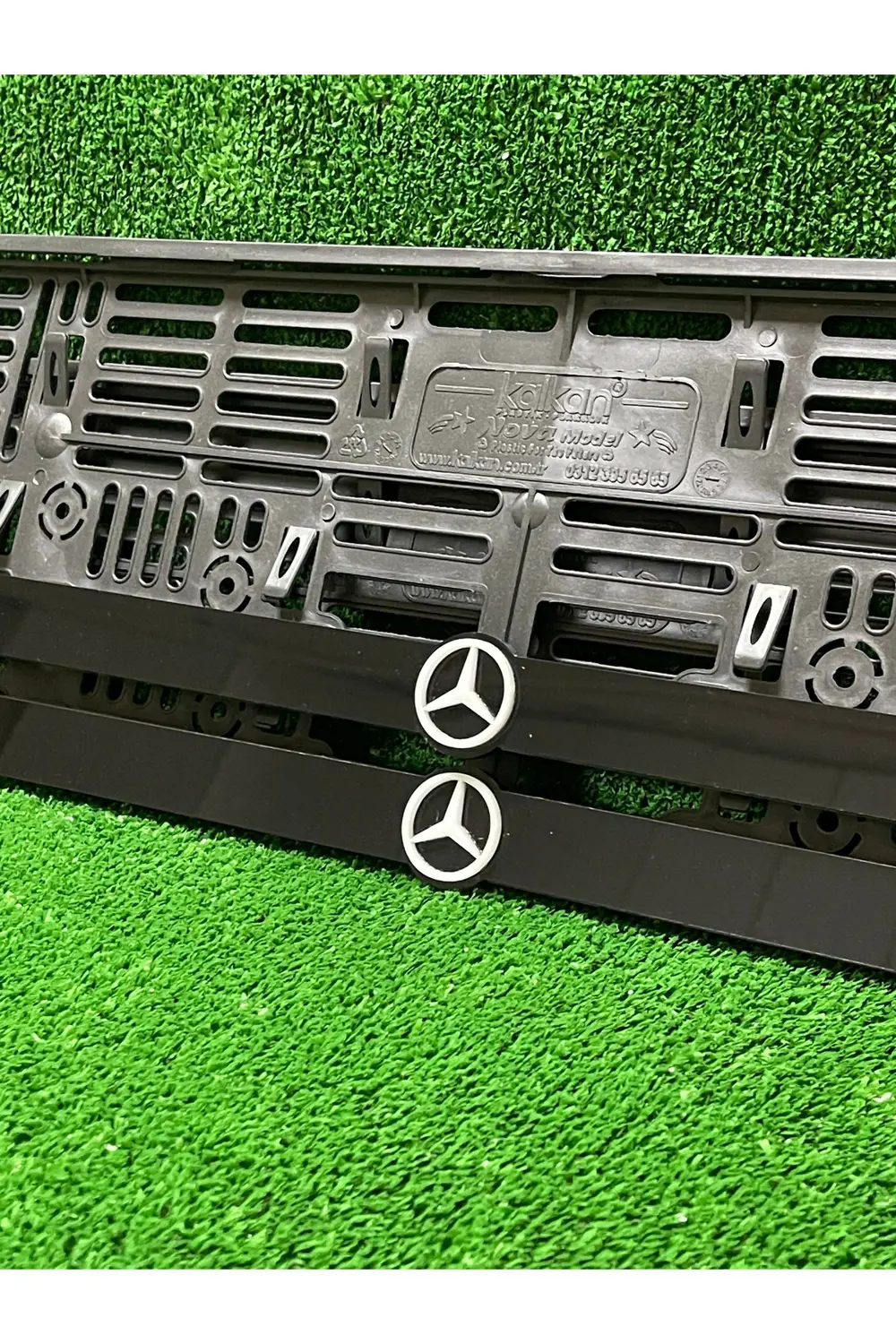 Kabartma Mercedes Beyaz Logolu Araba Plakalık