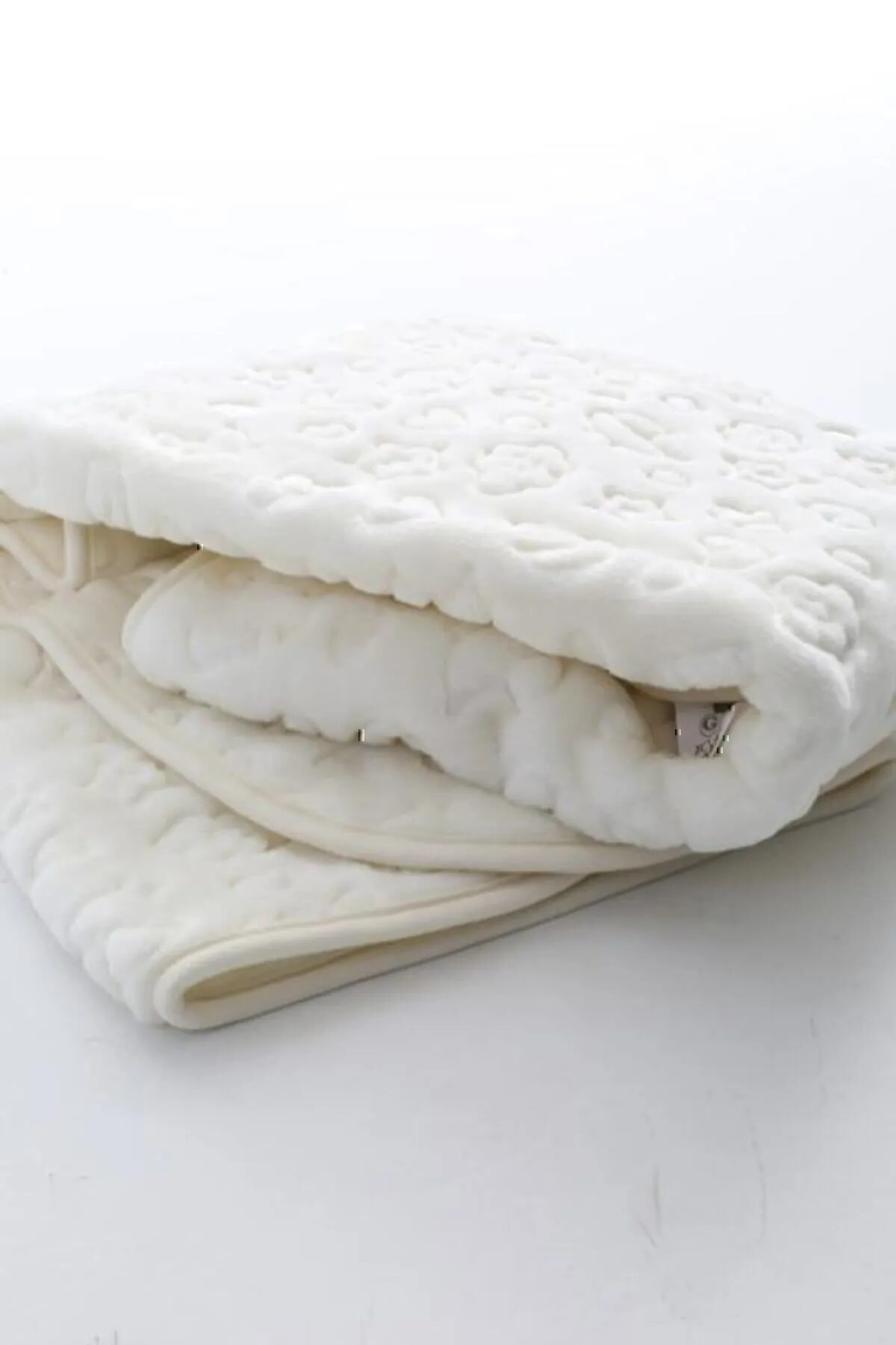 Golden Spring Kabartmalı Peluş Bebek Battaniyesi Ekru Not: (Mevsimlik İncedir)