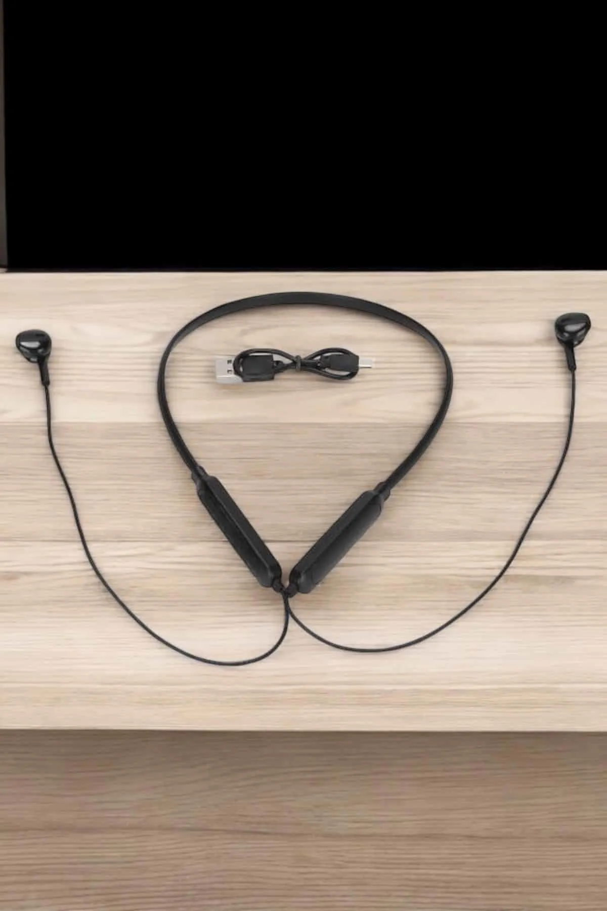 Kablolu Boyun Askılı Dijital Göstergeli Bluetooth Kulaklığı 60 Saat