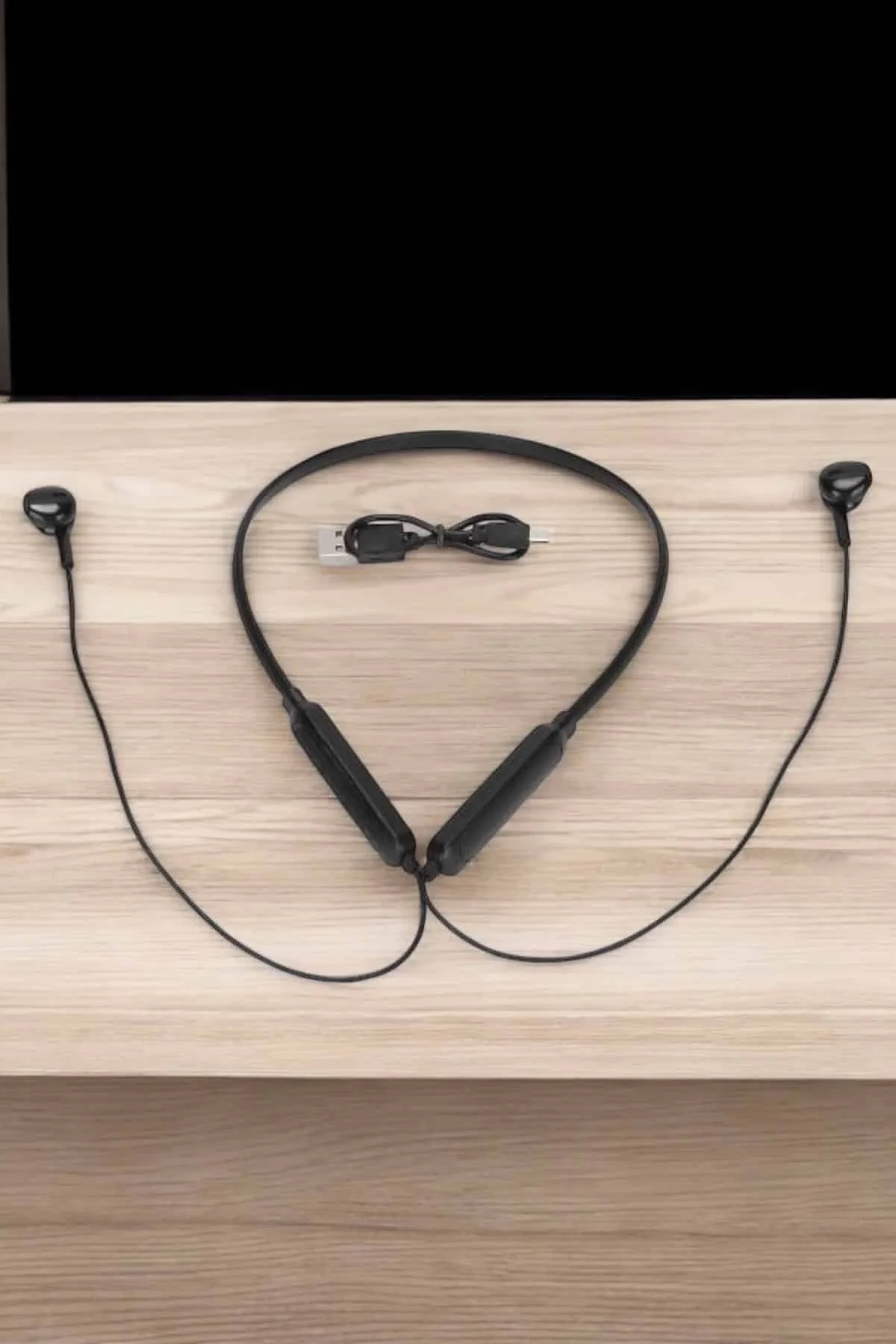 Kablolu Boyun Askılı Dijital Göstergeli Bluetooth Kulaklığı 60 Saat
