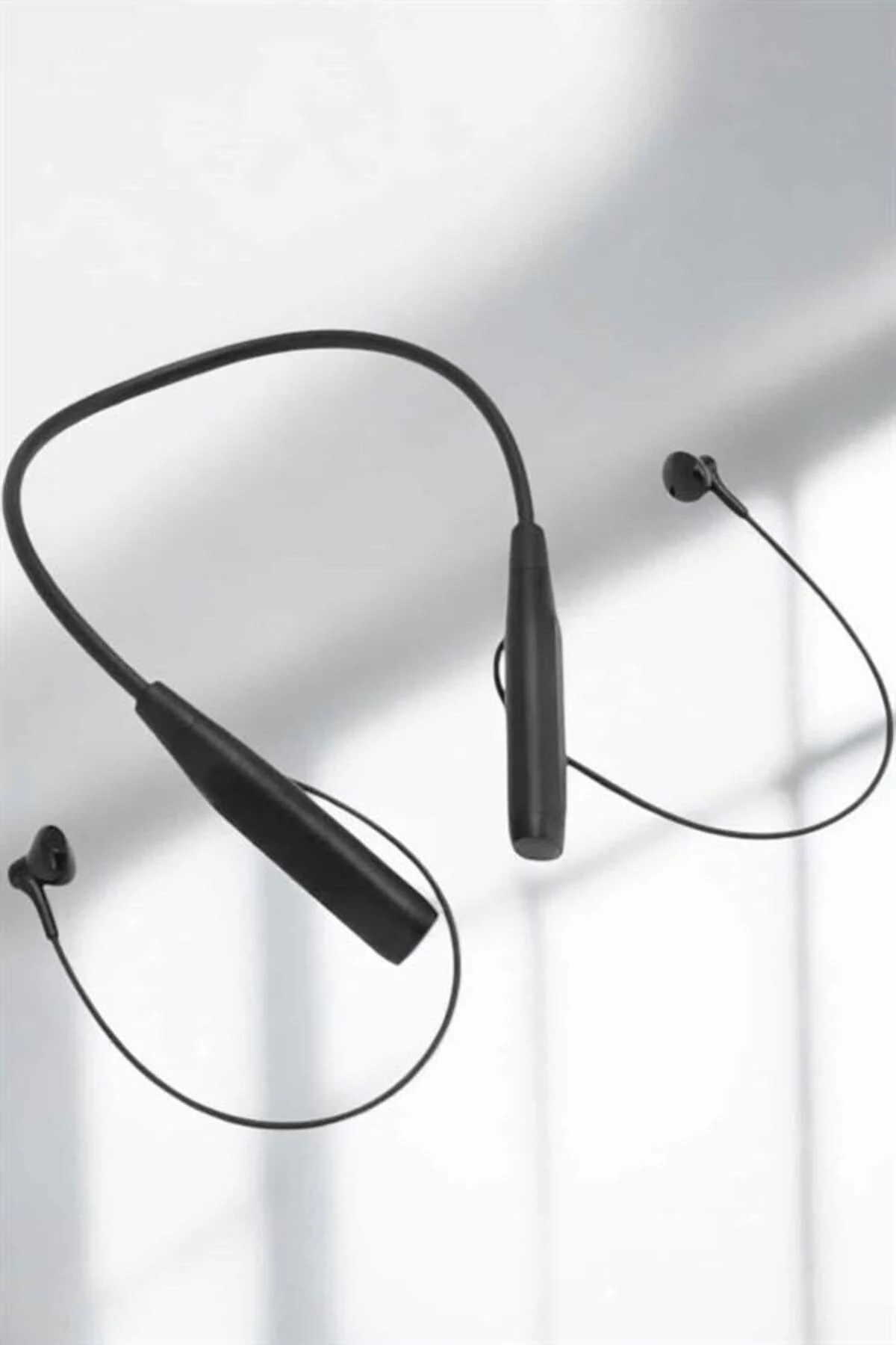 Kablolu Boyun Askılı Dijital Göstergeli Bluetooth Kulaklığı 60 Sa