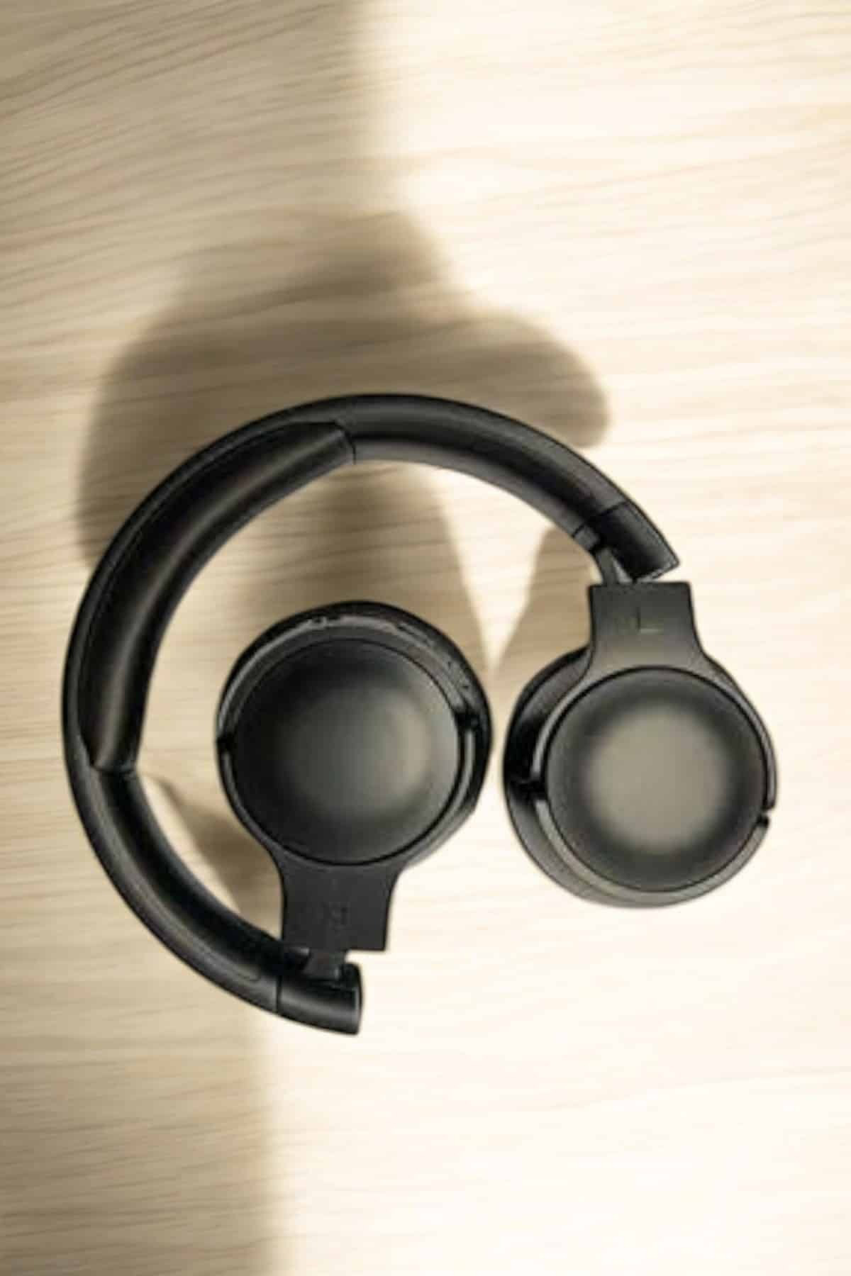 Kablosuz Bluetooth Kulaklık ANC/ENC Destekli Kulak Üstü Yüksek Se