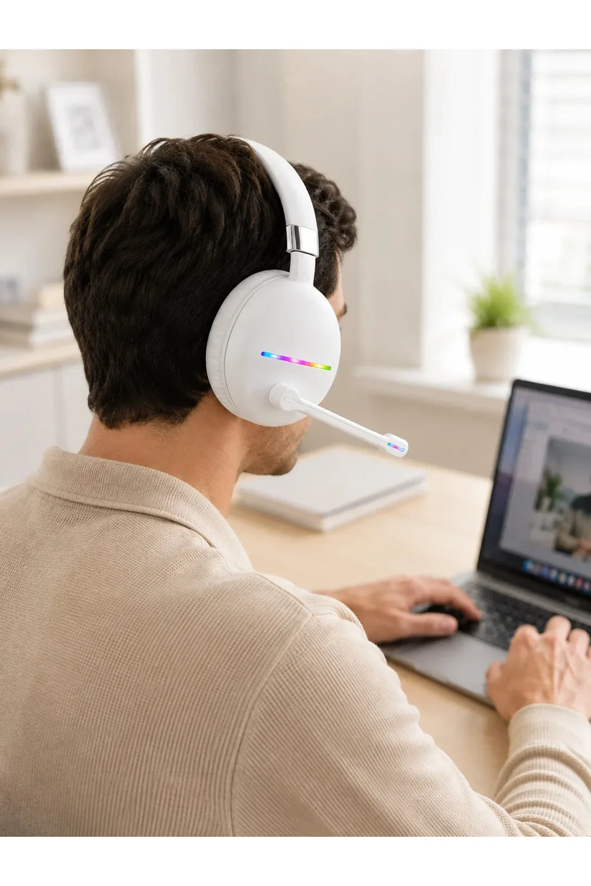 Kablosuz Bluetooth krofonlu Beyaz Kulaklık RGB Işıklı