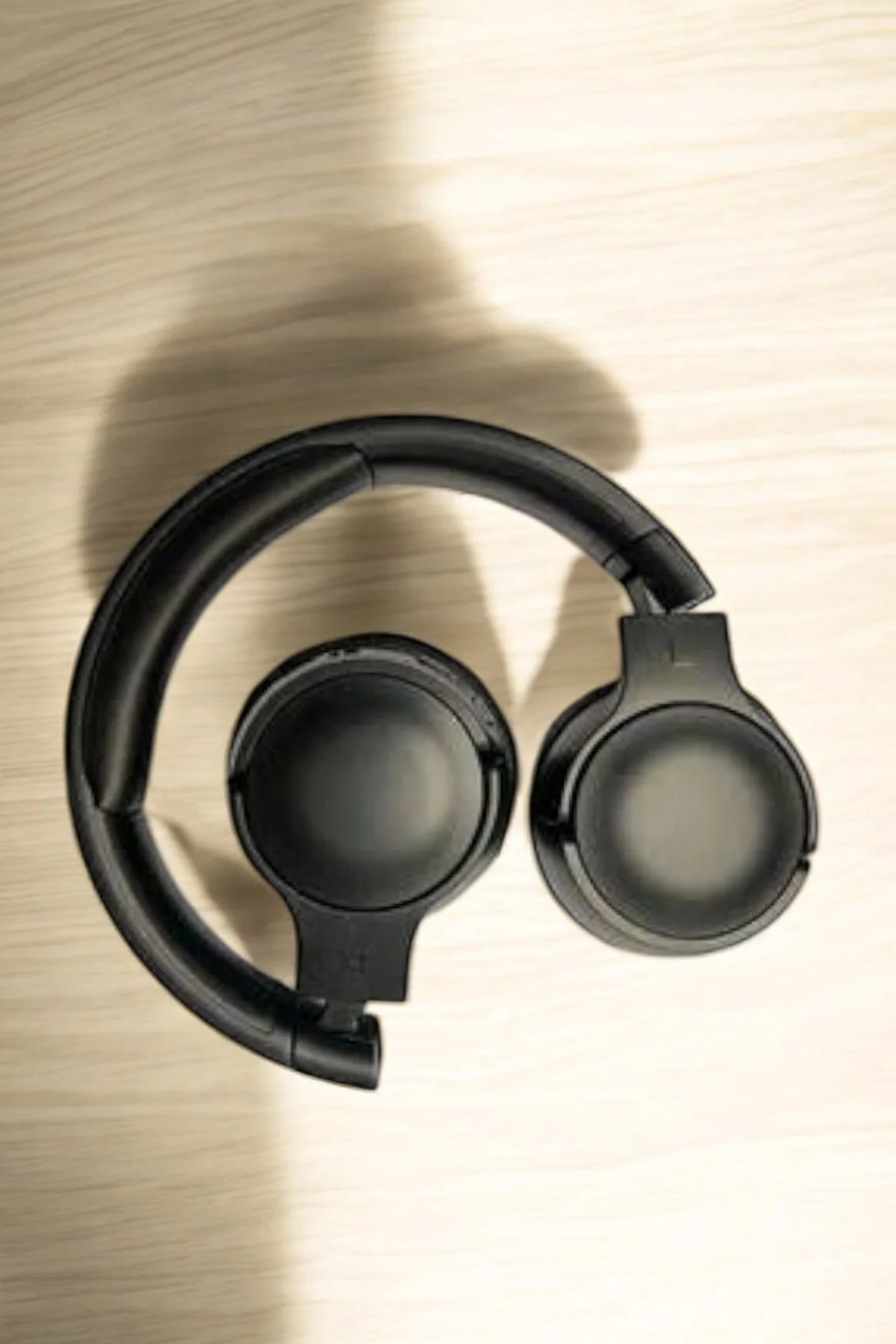 Kablosuz Bluetooth Kulaklık ANC/ENC Destekli Kulak Üstü Yüksek Ses Kaliteli