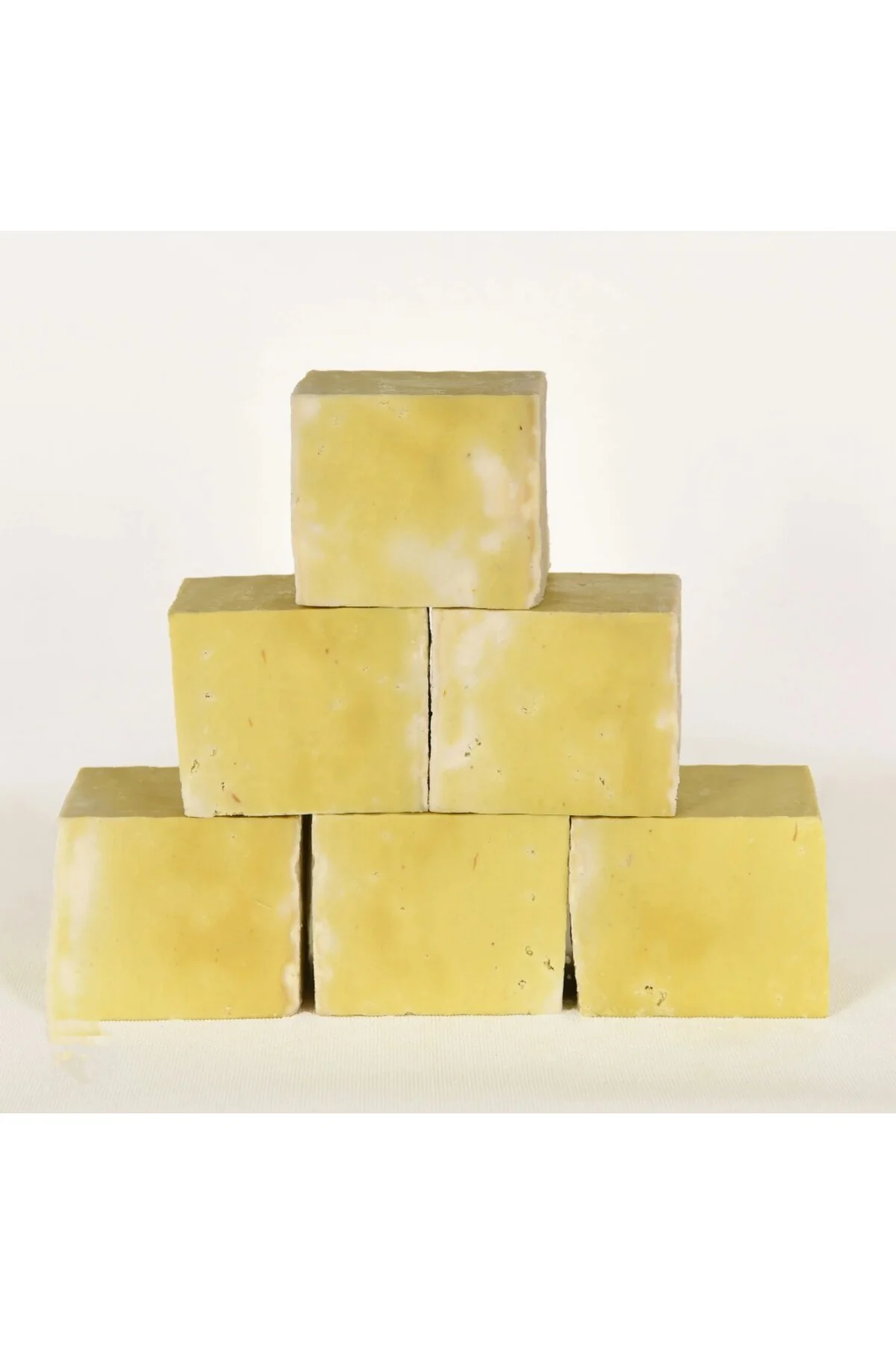 Kademgiller Siirt (Sarı) Bıttım Sabunu 1 Kg