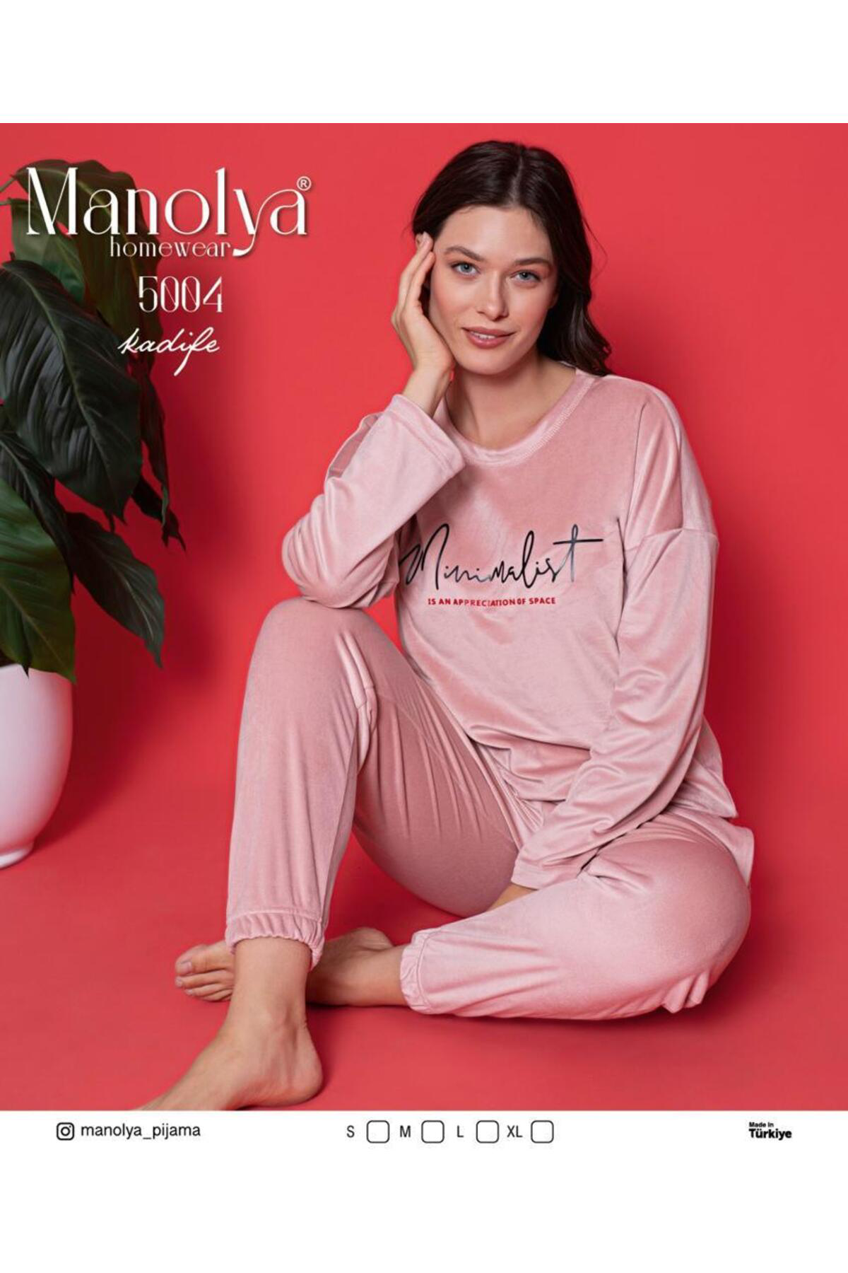 Kadife Pijama Takımı Kadife Pijama Takımı
