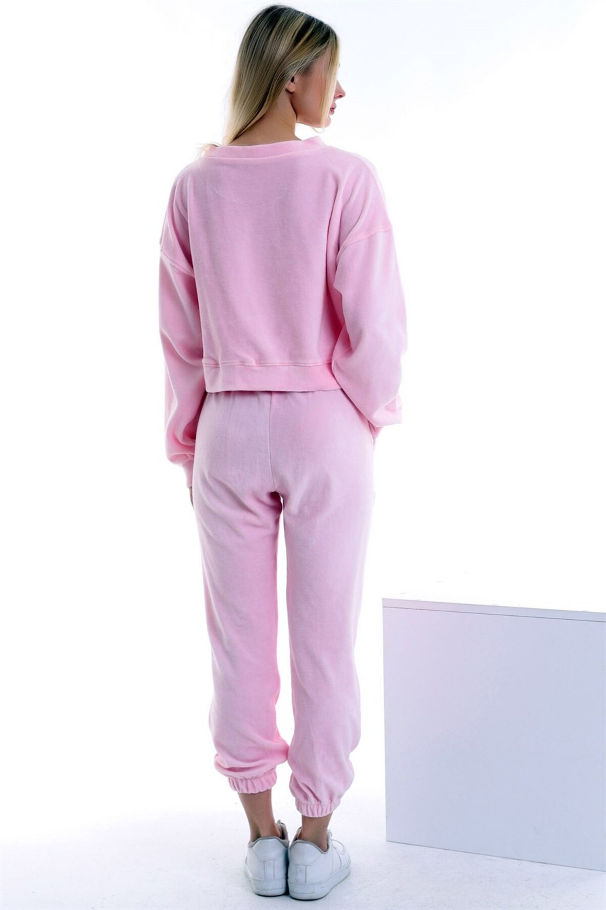 Dreamlike Kadife Yuvarlak Yaka Uzun Kollu Sweatshirt Cepli Bel Lastikli Pan