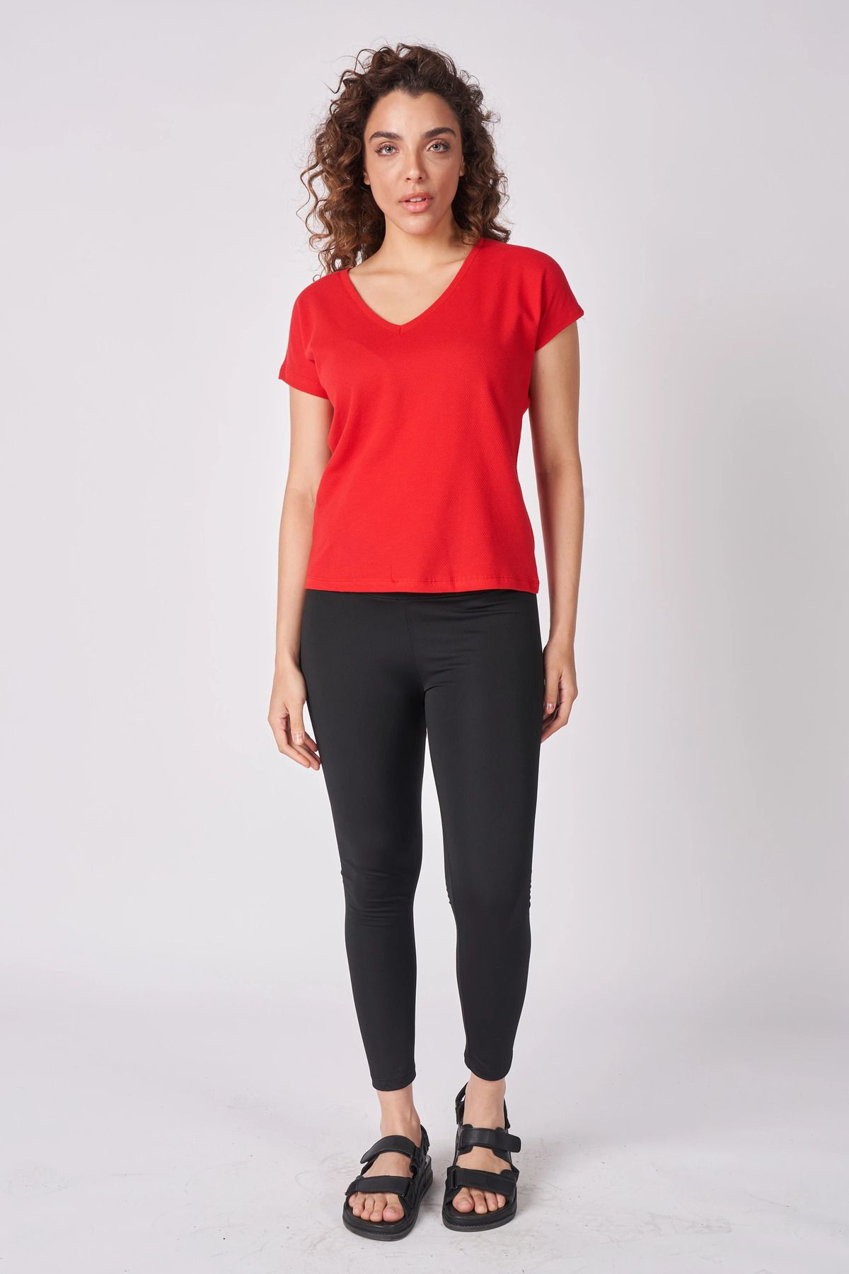 Kadın V Yaka Kısa Kollu Dokulu Regular Fit Basic Tişört Mor