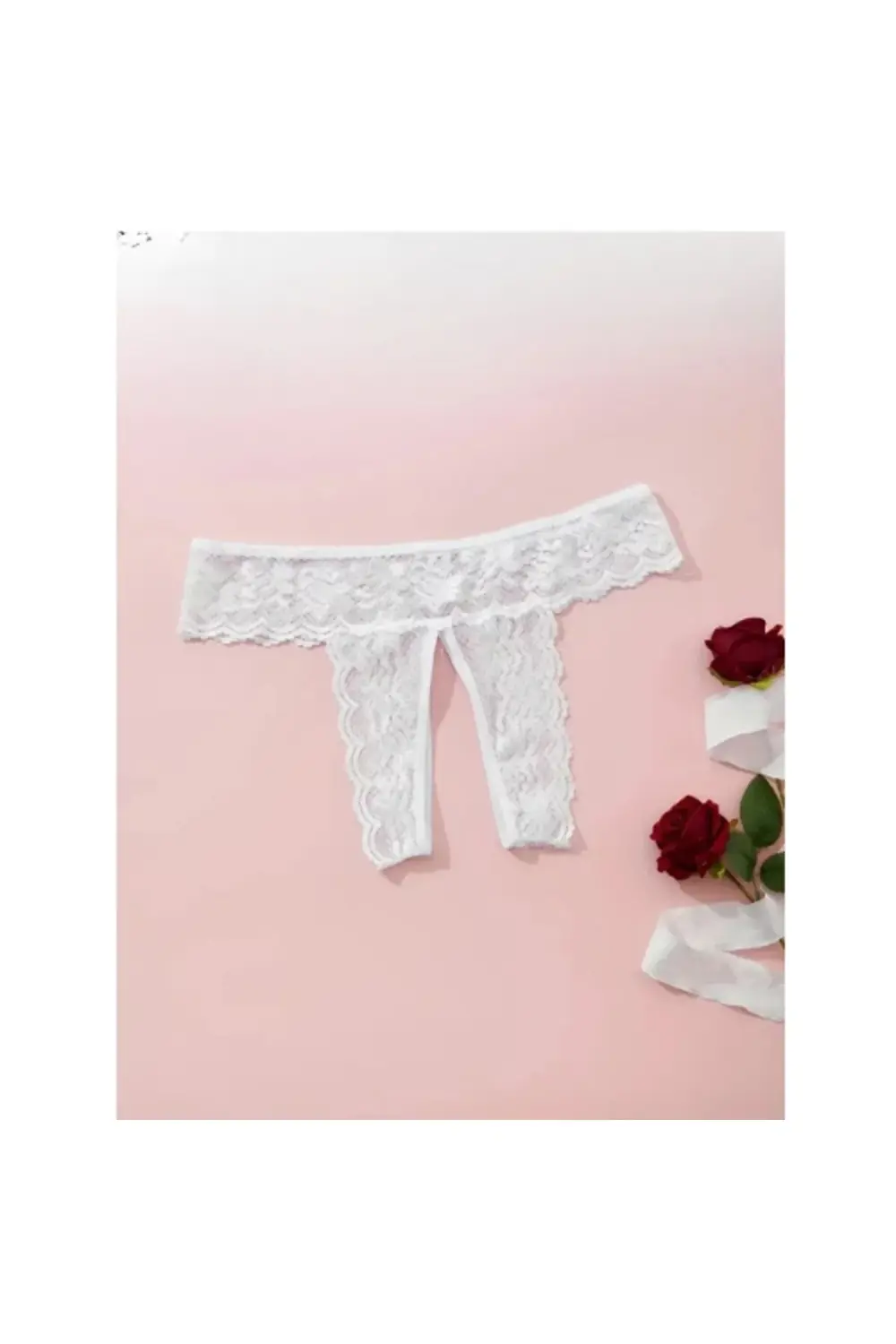 Kadın 3'lü Özel Bölgeleri Açık Dantelli Tanga seti