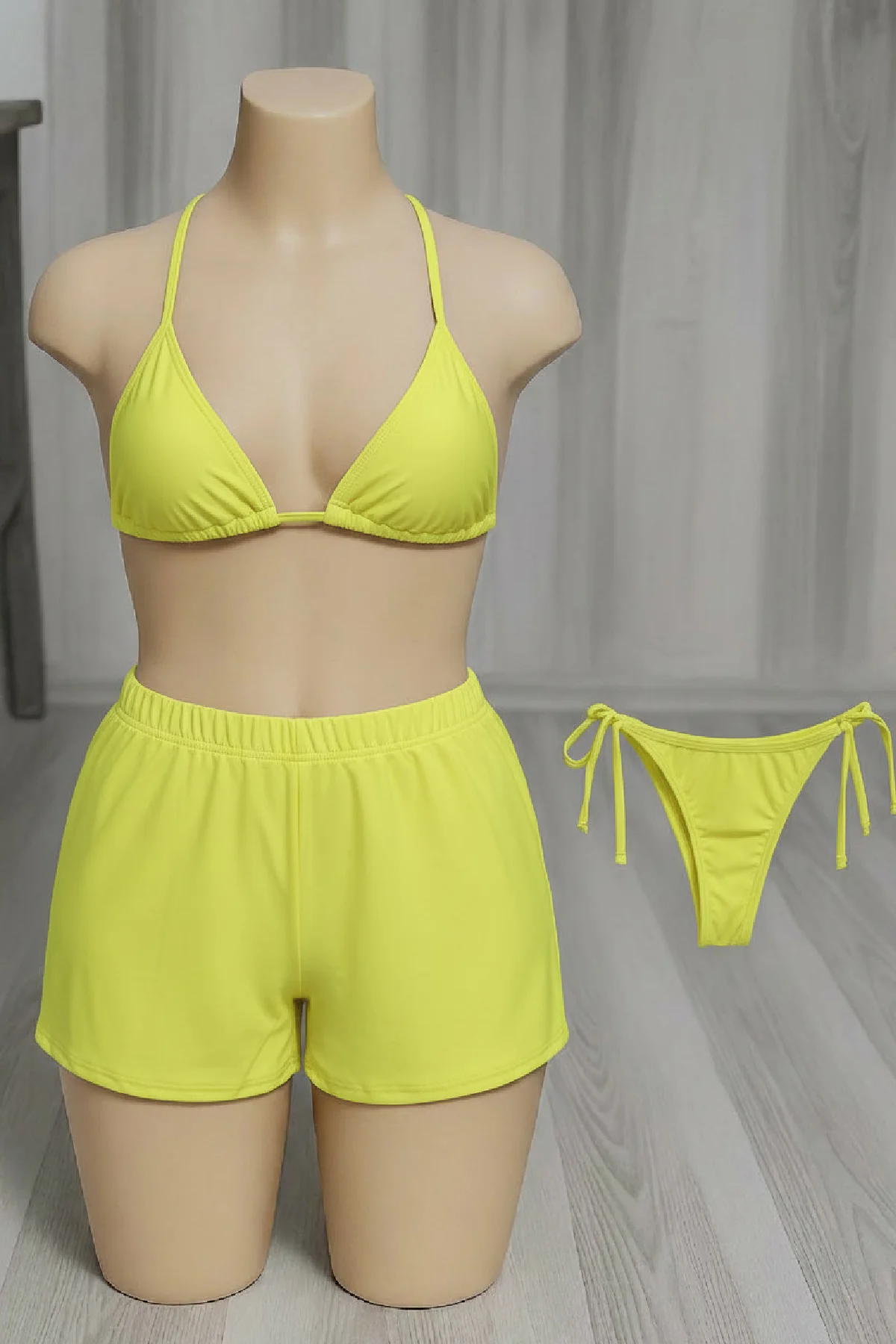 Kadın 3'lü Set Fosforlu Şortlu Yandan Bağlamalı Bikini Mayo Takımı - Siyah Fiyatı, Yorumları ve Özellikleri