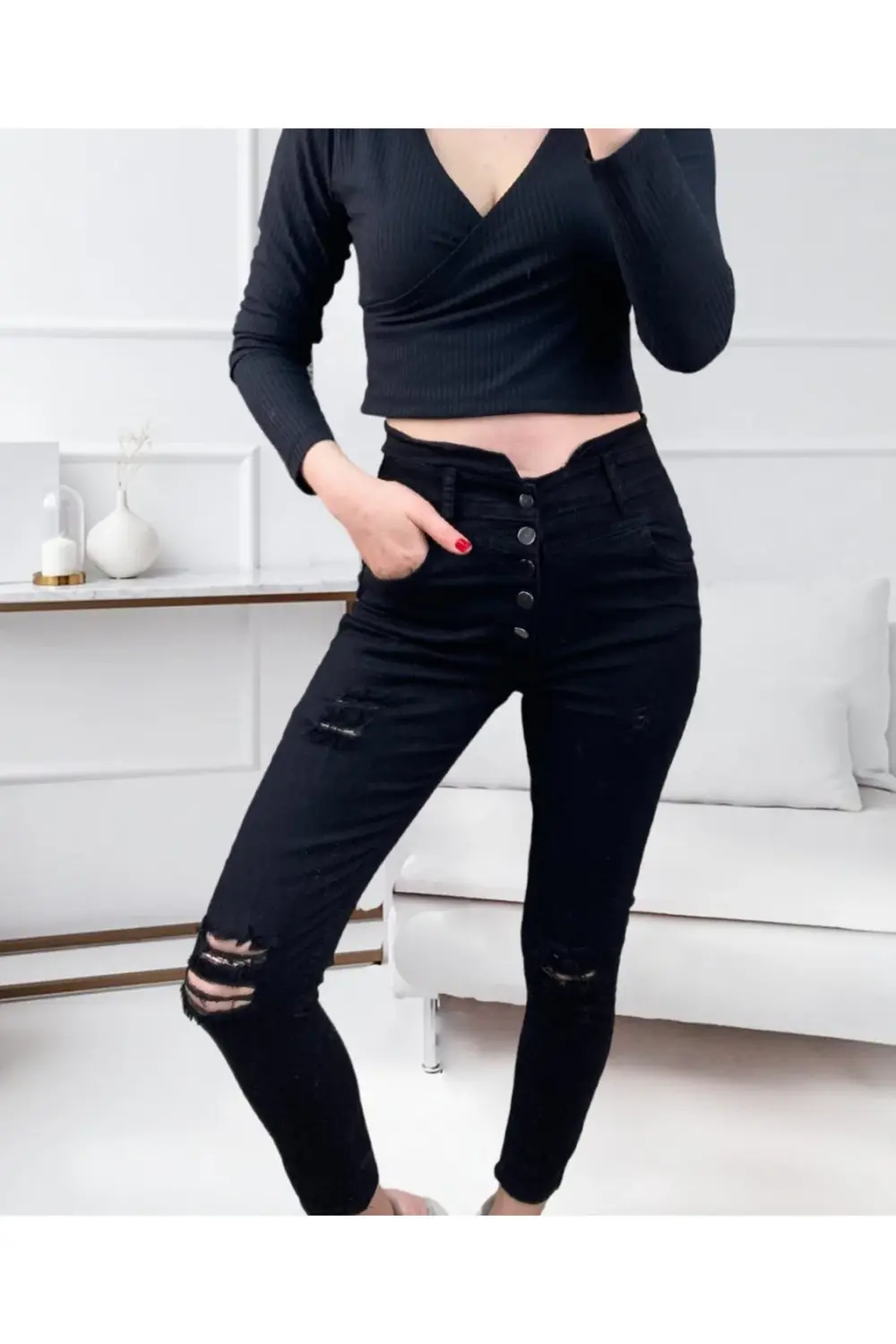 Kadın 5 Düğmeli V Detay Bel Yırtık Kot