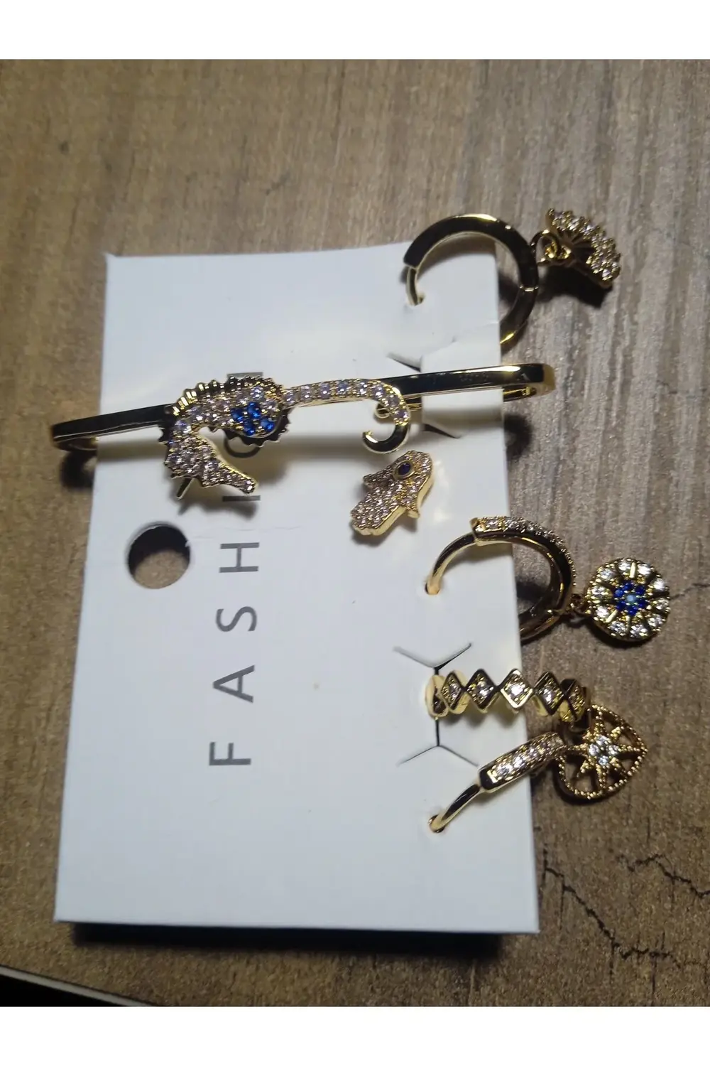 Kadın Altın Kaplama Kararmaz  Figürlü Zirkom  İşlem