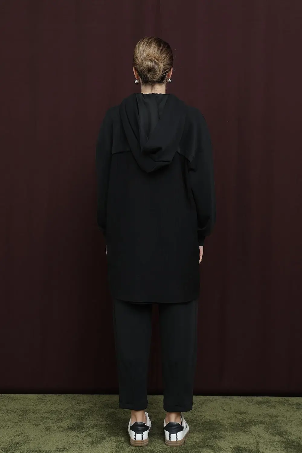 Kadın Arkası Garnili Kapüşonlu Pantolonlu Takım - 14306TKS - BLAC