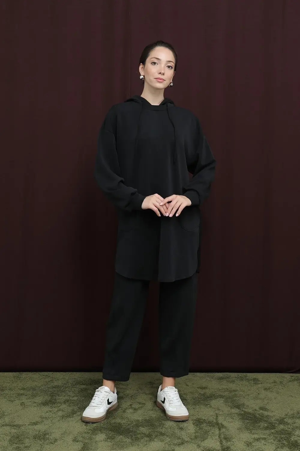 Kadın Arkası Garnili Kapüşonlu Pantolonlu Takım - 14306TKS - BLAC