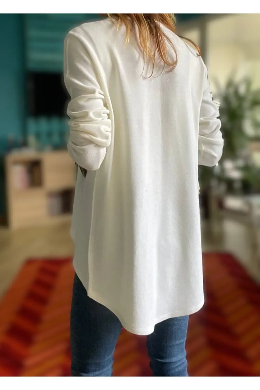 Kadın Asimetrik Kesim Düğmeli Hırka Bluz – Salaş Tasarım, V Yaka,