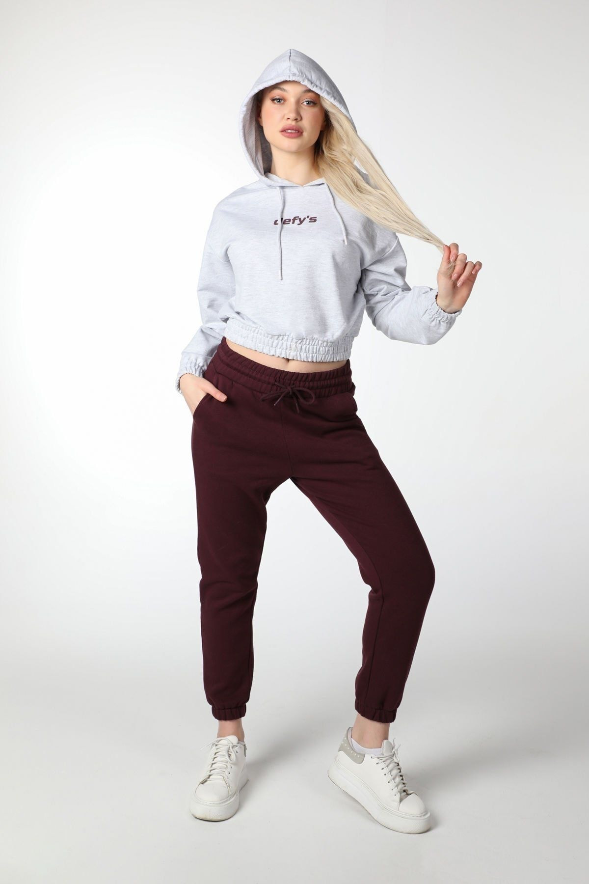 Defys Kadın Baskılı Kapüşonlu Crop Sweat Gri