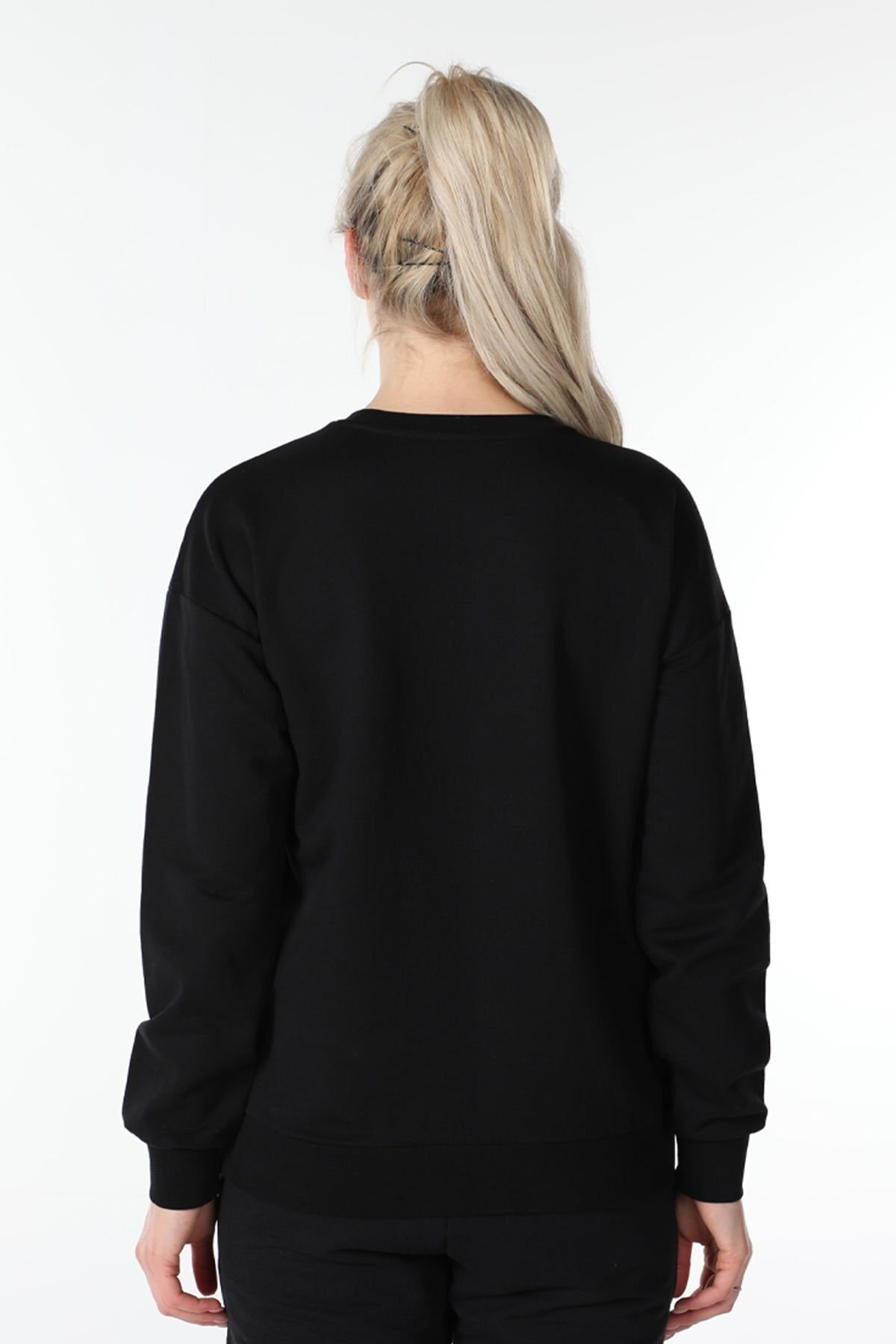 Defys Kadin Bisiklet Yaka Regular Fit Baskili Sweatshirt Siyah