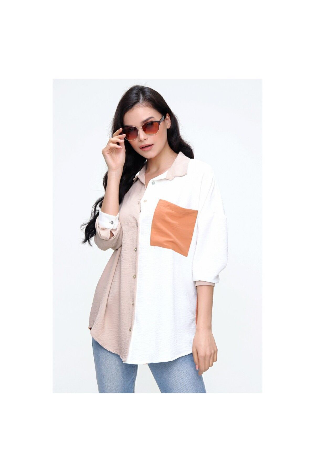 Pasaklı Giyim Kadın Siyah Sarı Beyaz Renk Detaylı Arkası Uzun Uzun Kollu Döküml