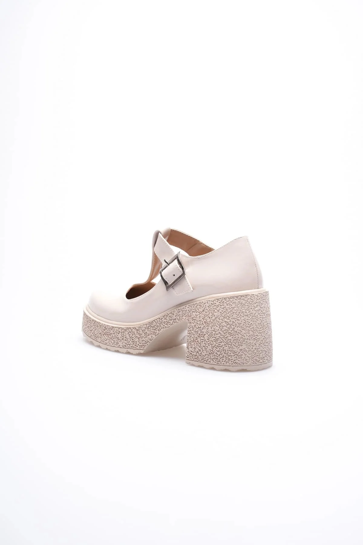 Kadın Bej Rugan Günlük Ayakkabı TR06MS06D