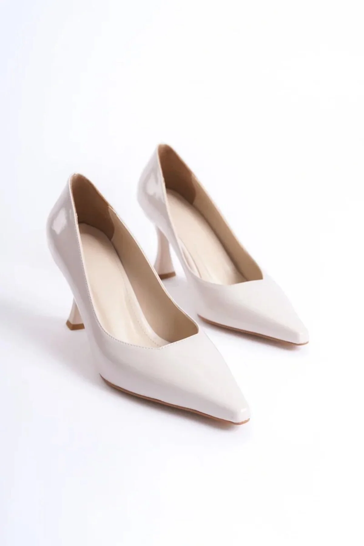 Kadın Bej Rugan Stiletto TR08MS27B Kadın Bej Rugan Stiletto TR08MS27B Fiyatı, Yorumları ve Özellikleri