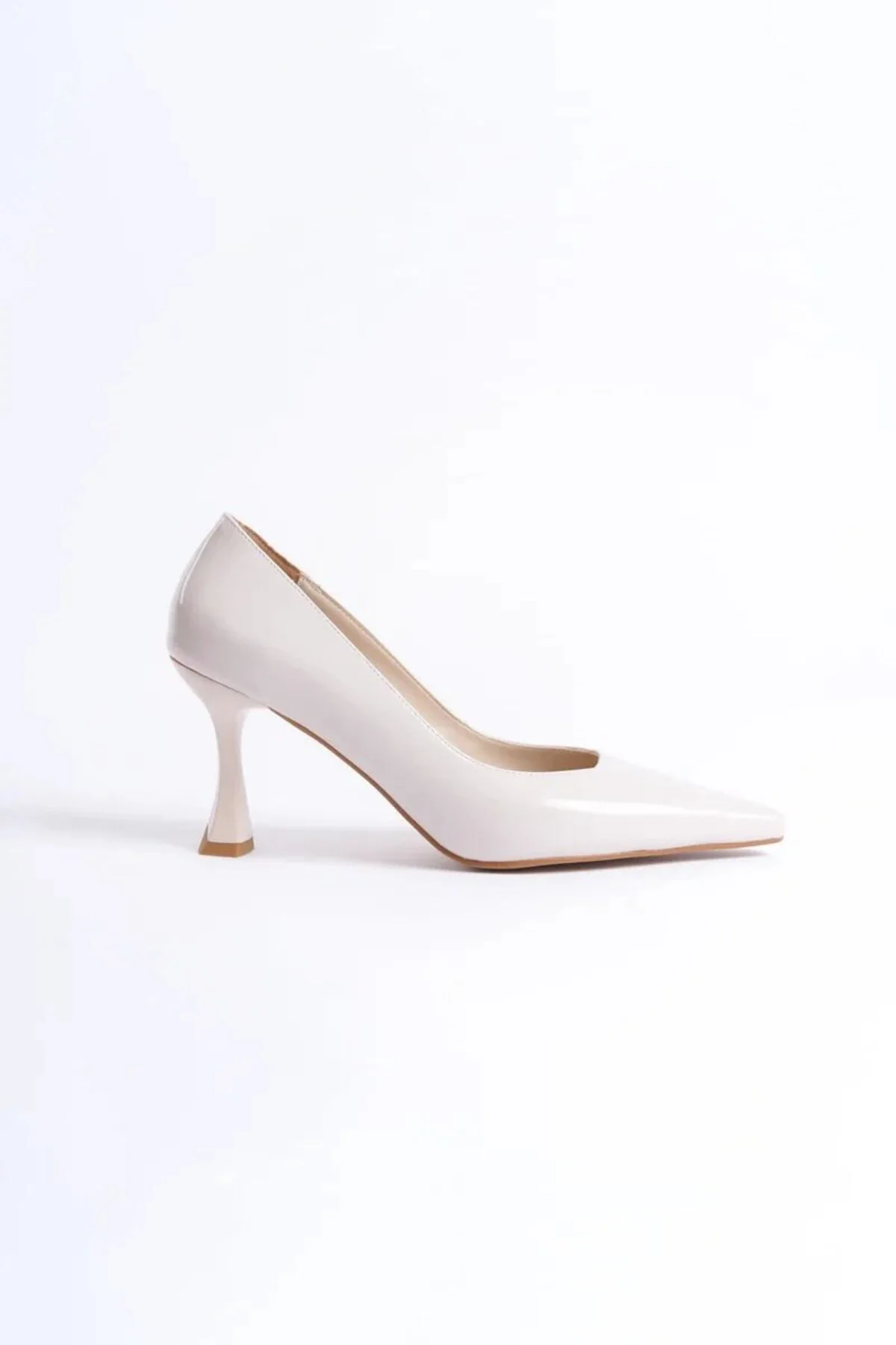 Kadın Bej Rugan Stiletto TR08MS27B Kadın Bej Rugan Stiletto TR08MS27B Fiyatı, Yorumları ve Özellikleri