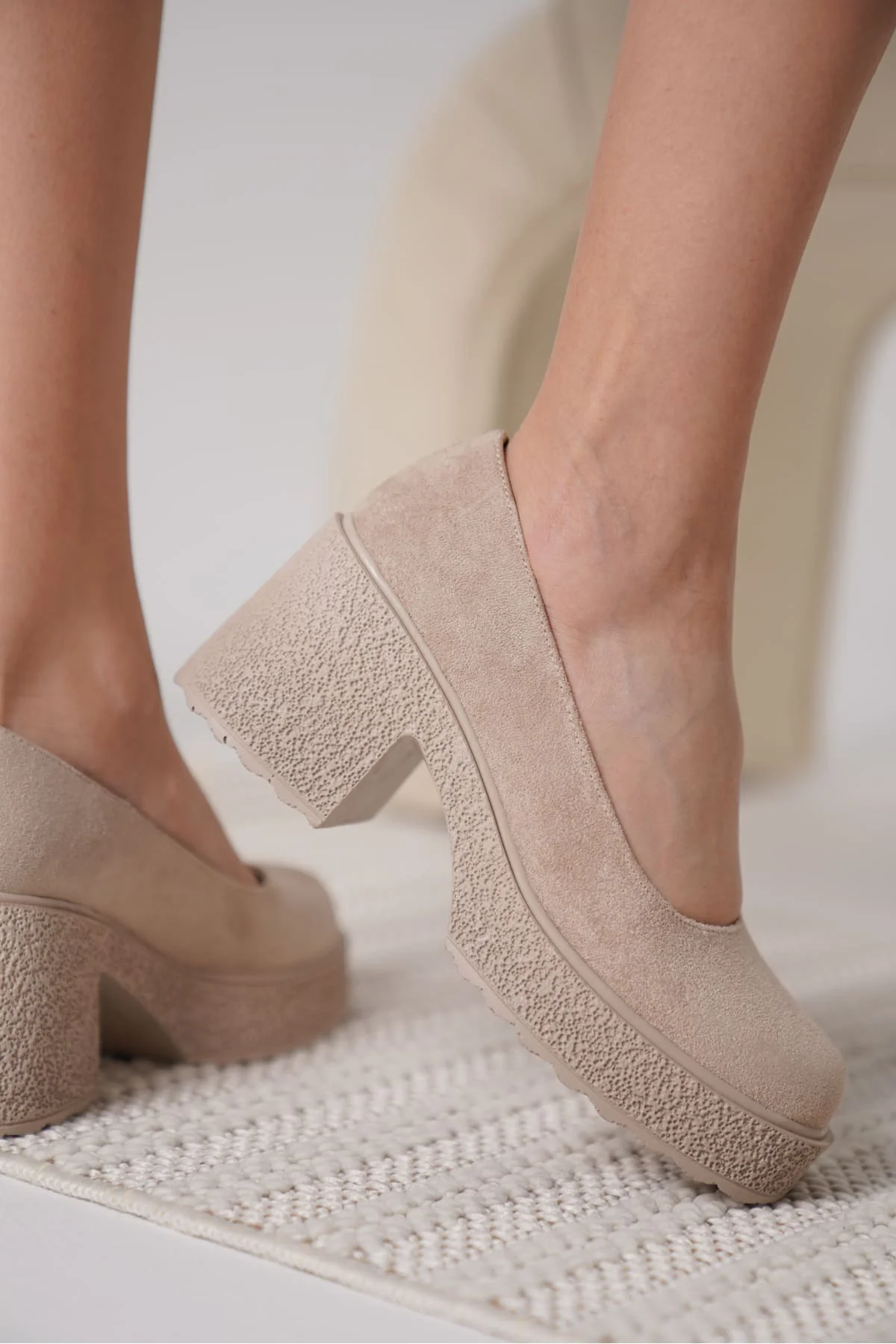 Kadın Bej Süet Günlük Ayakkabı TR06MS04F