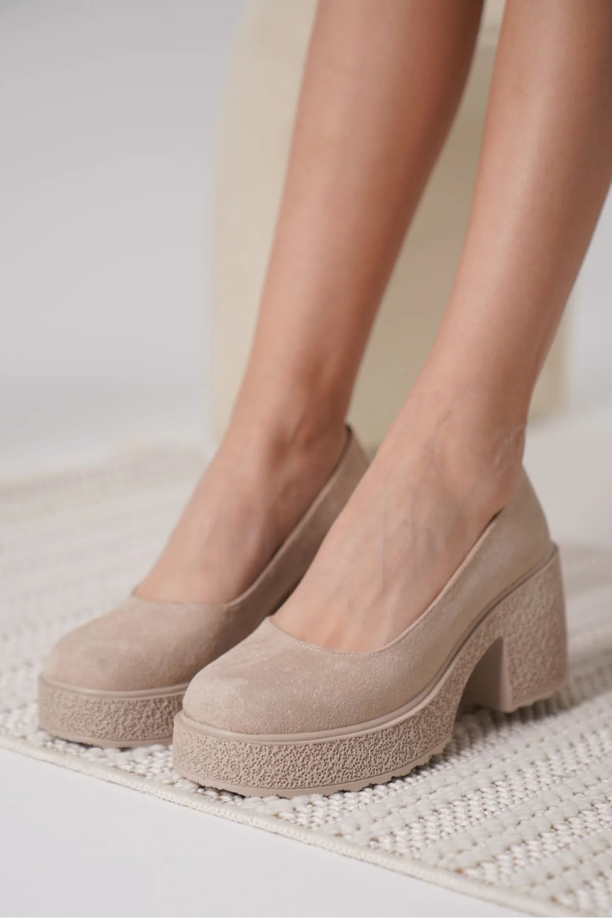 Kadın Bej Süet Günlük Ayakkabı TR06MS04F