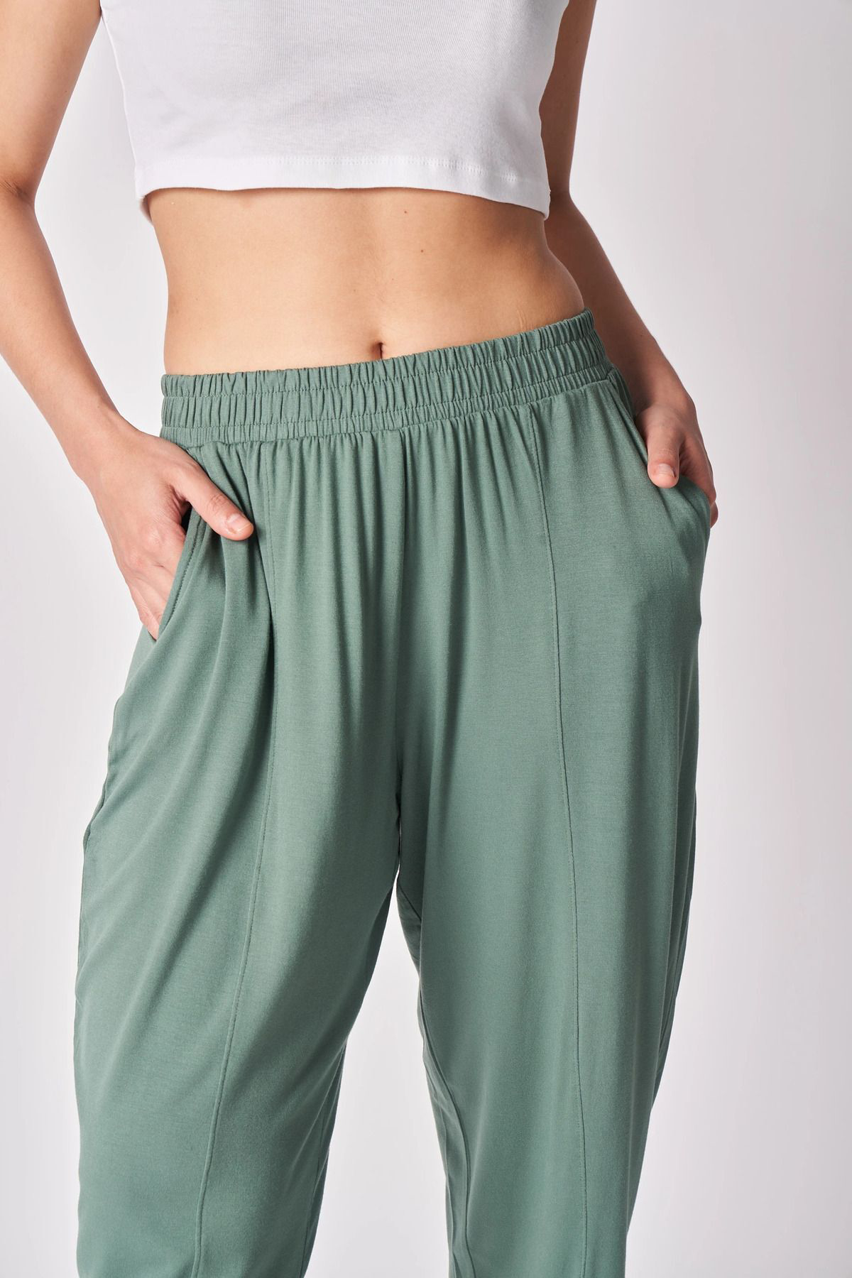 Kadın Beli Lastikli Regular Fit Dikiş Detaylı Şalvar Pantolon Kah