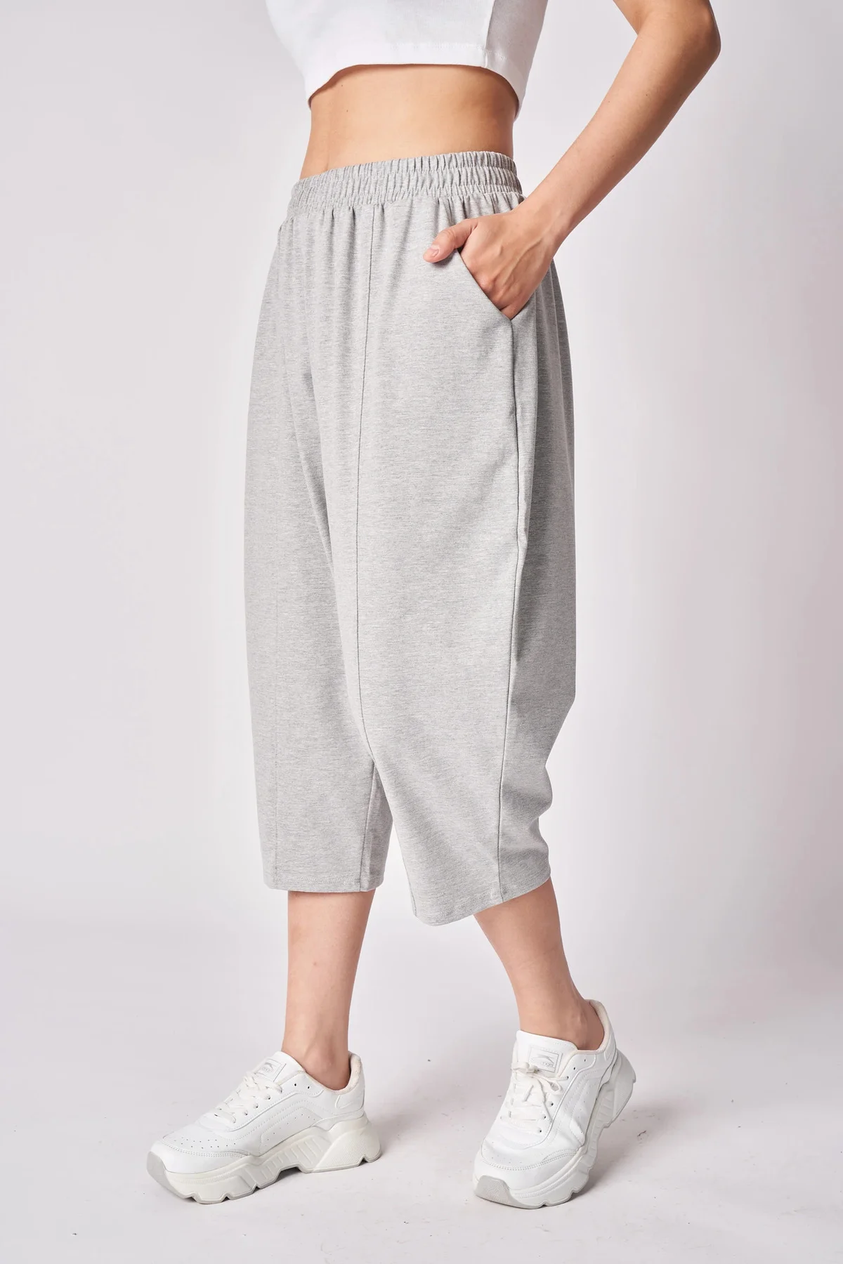 Kadın Beli Lastikli Regular Fit Dikiş Detaylı Şalvar Pantolon Gri Melanj
