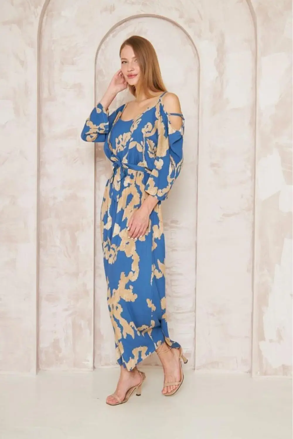 Kadın Beli Lastikli Kemerli Omuz Dekolte Salaş Uzun Viskon Elbise