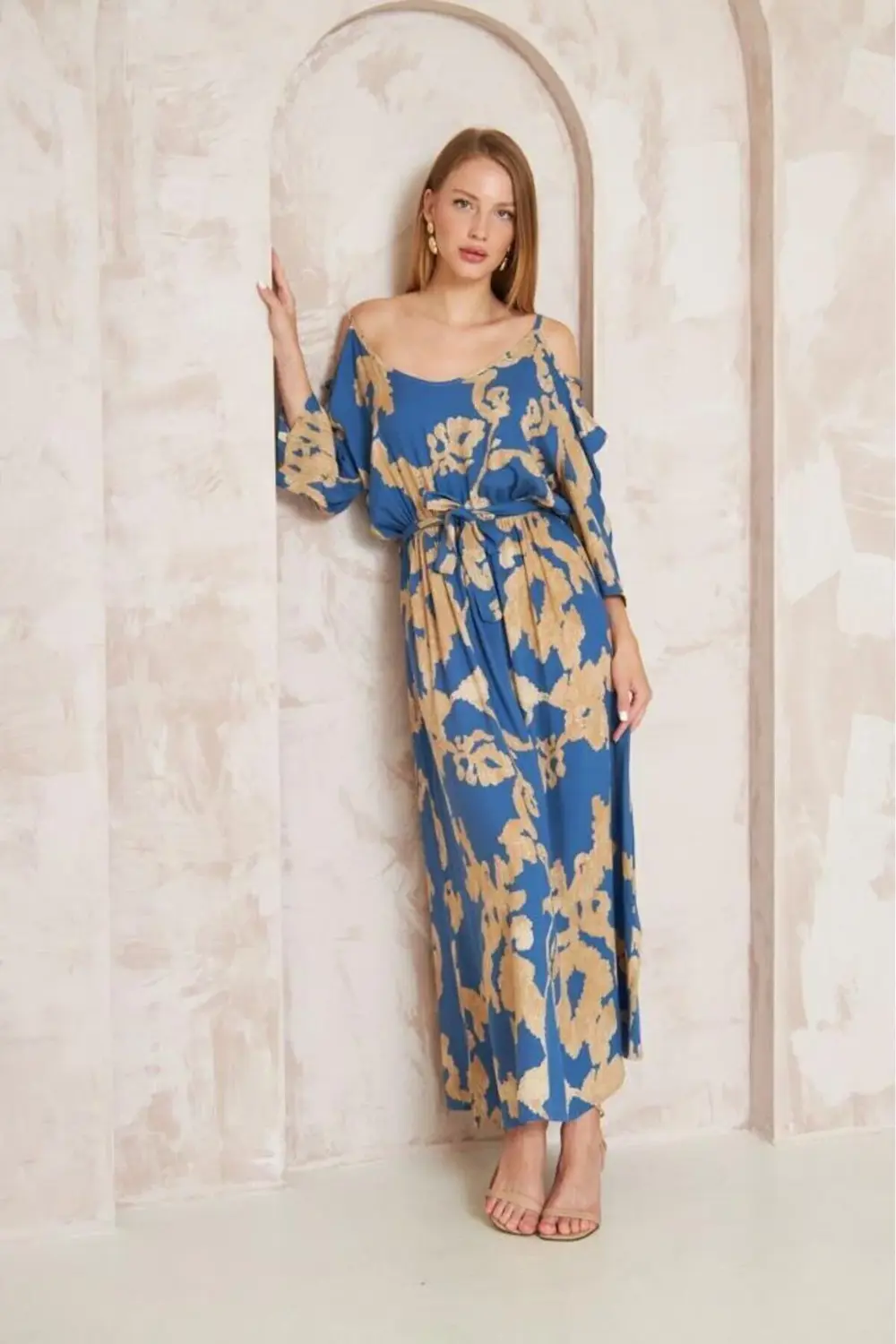 Kadın Beli Lastikli Kemerli Omuz Dekolte Salaş Uzun Viskon Elbise