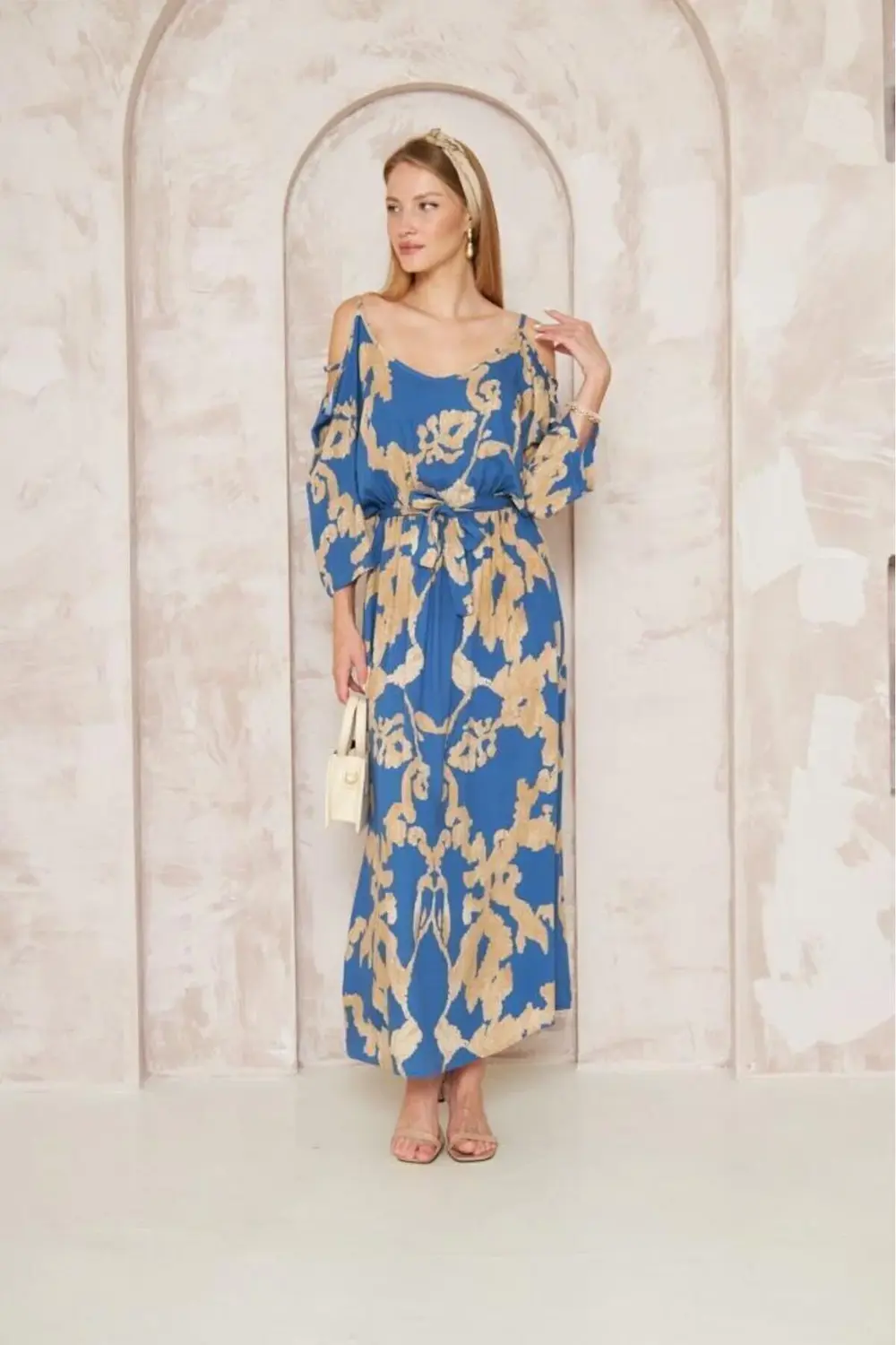 Kadın Beli Lastikli Kemerli Omuz Dekolte Salaş Uzun Viskon Elbise