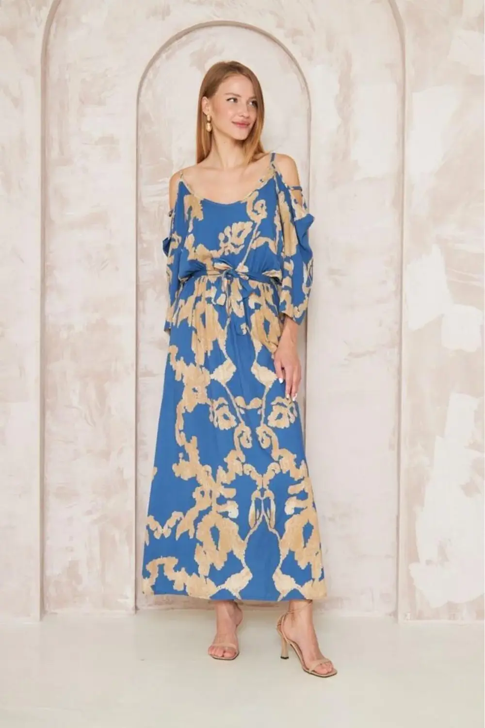 Kadın Beli Lastikli Kemerli Omuz Dekolte Salaş Uzun Viskon Elbise