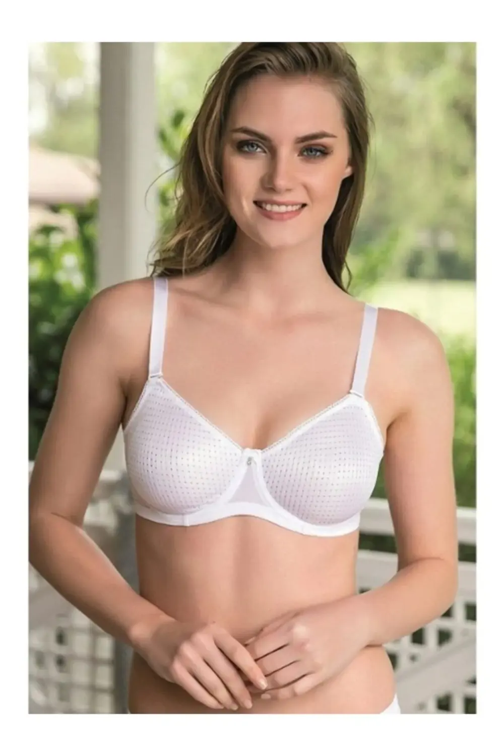 Kadın Beyaz Balenli Nefes Alan Kumaş Rahat Kalıp Toparlayıcı Süty