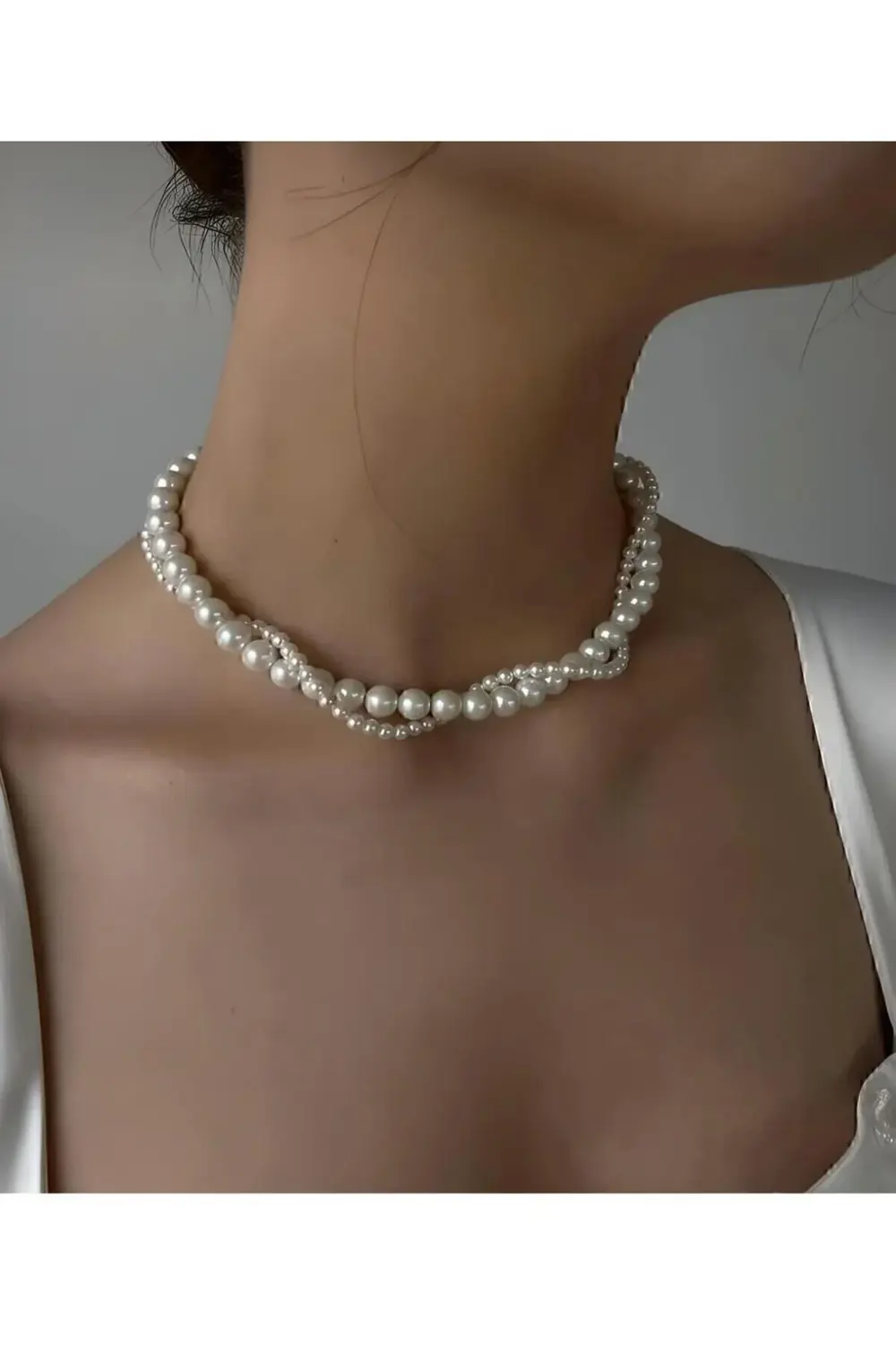 KADIN BEYAZ BAROK TARZ ZARİF SARMAL İKİLİ İNCİ KOLYE